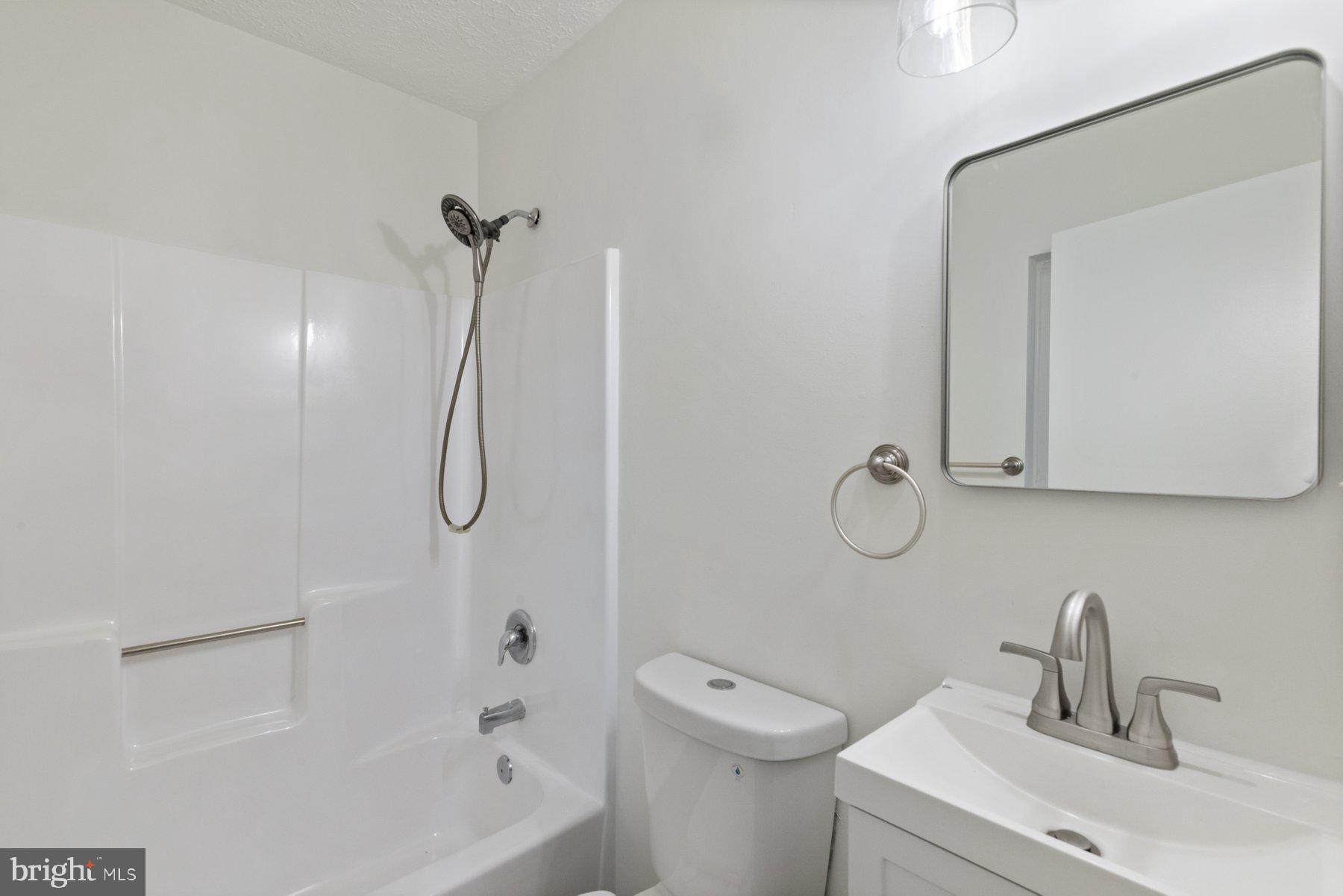 RIVIERA BEACH - Residential