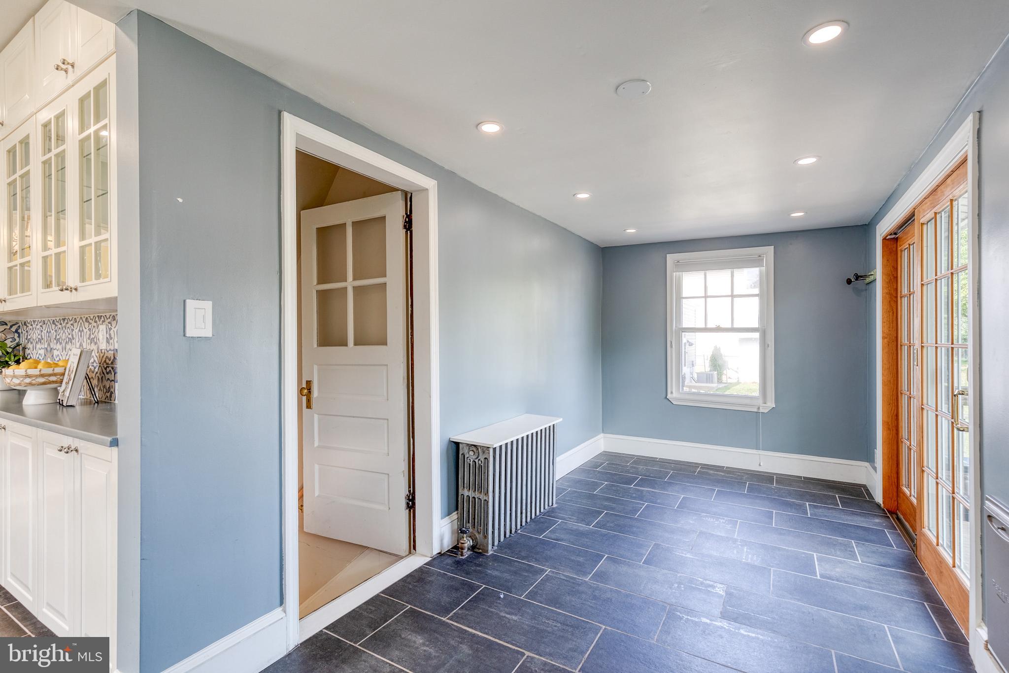 CENTRAL HEIGHTS - Residential