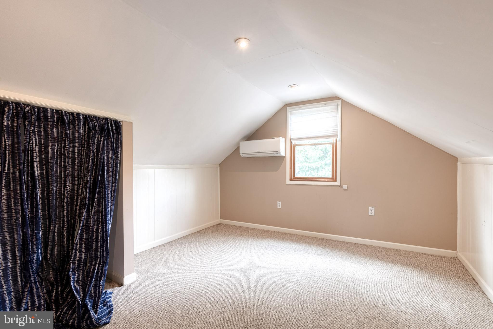 CENTRAL HEIGHTS - Residential