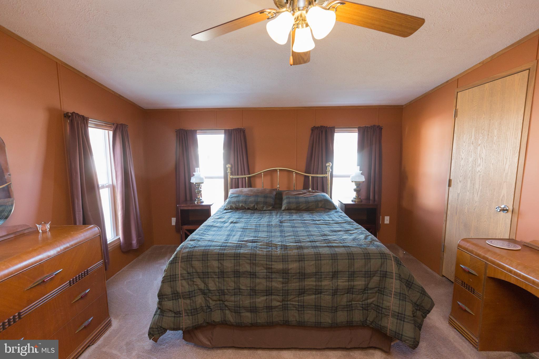 BRENTWOOD MANOR - Residential