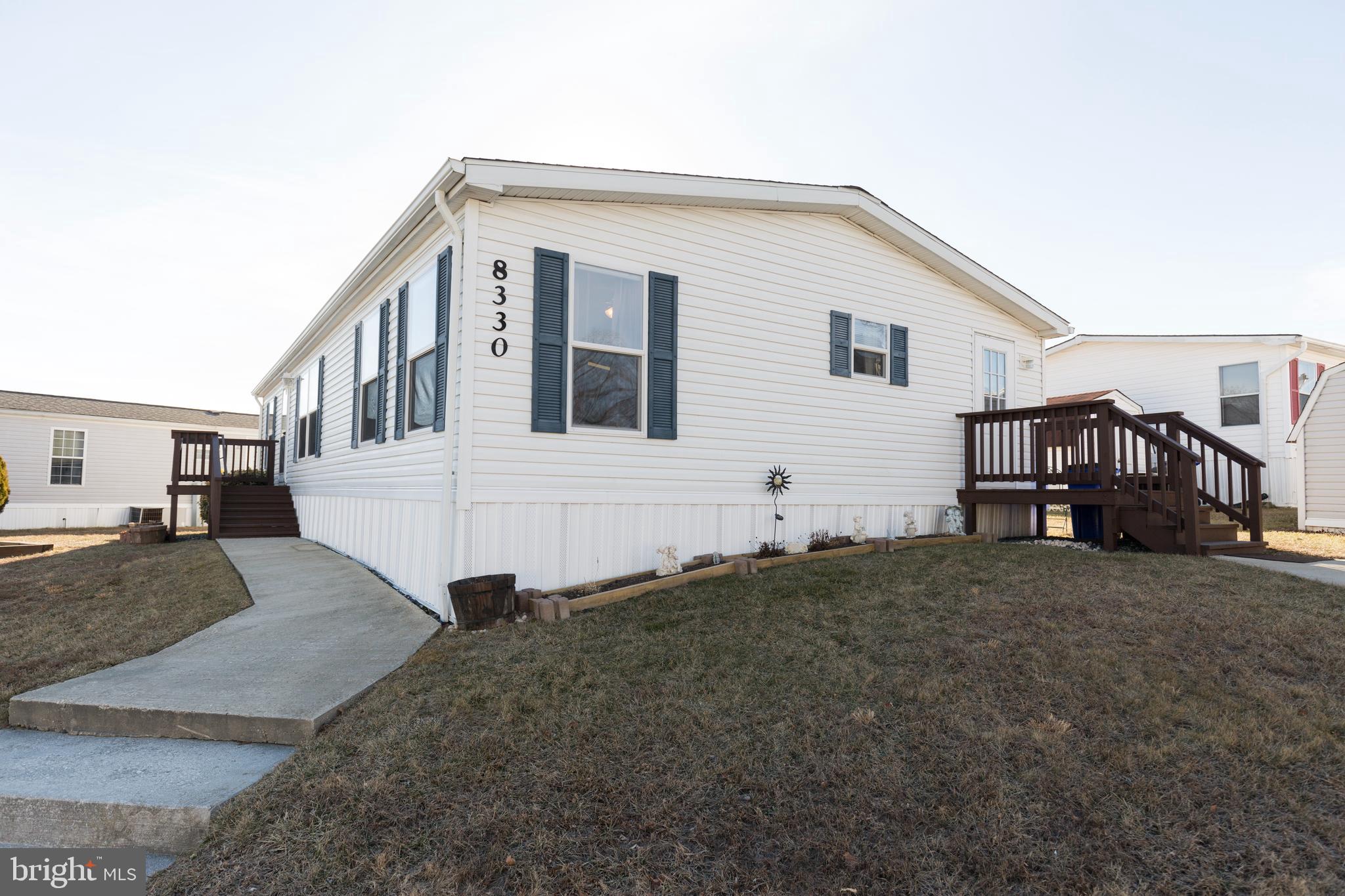 BRENTWOOD MANOR - Residential