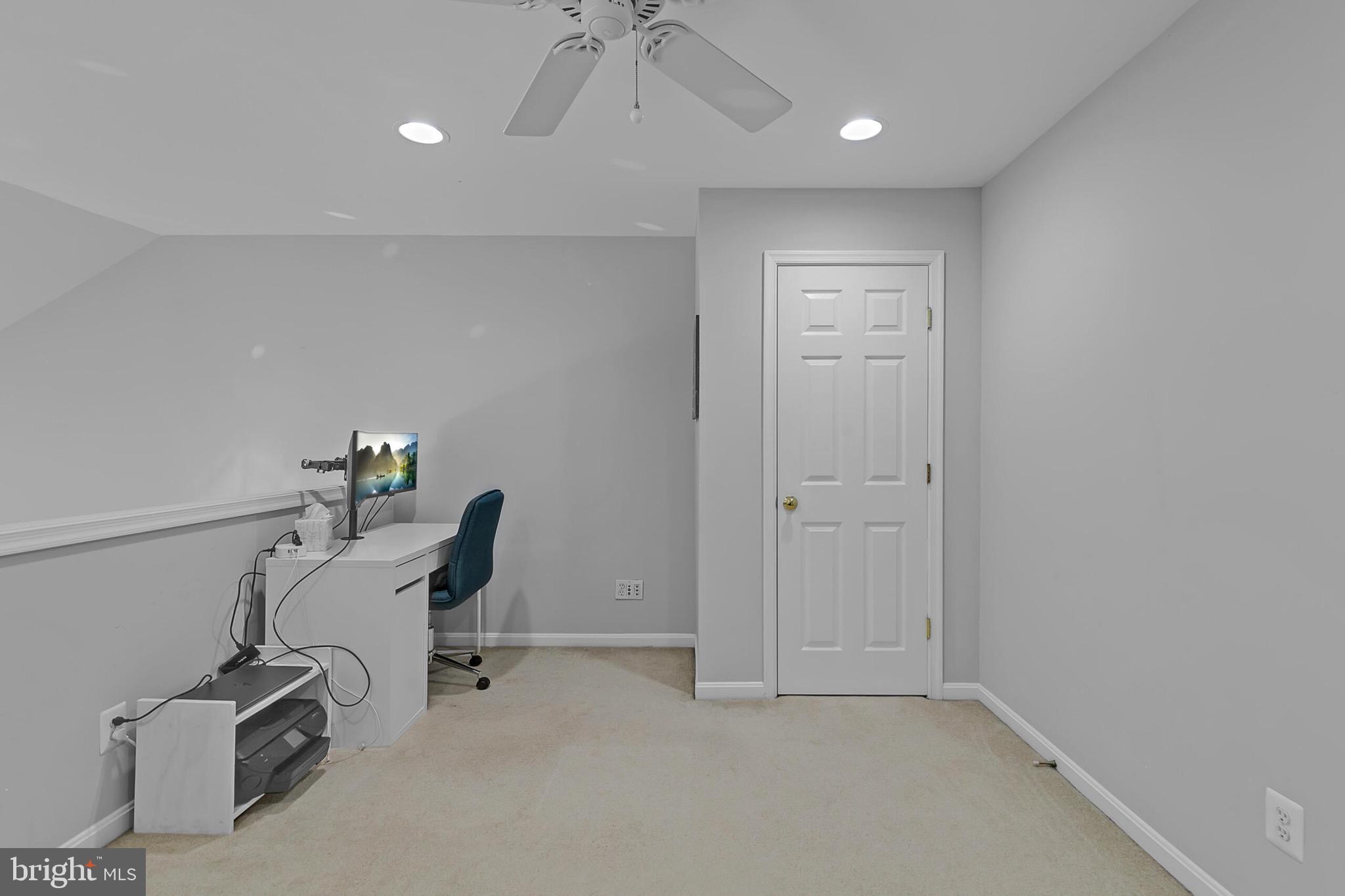 DOMINION STATION - Residential Lease