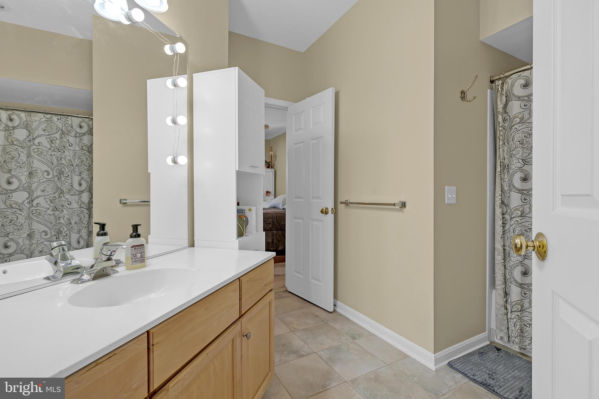 DOMINION STATION - Residential Lease