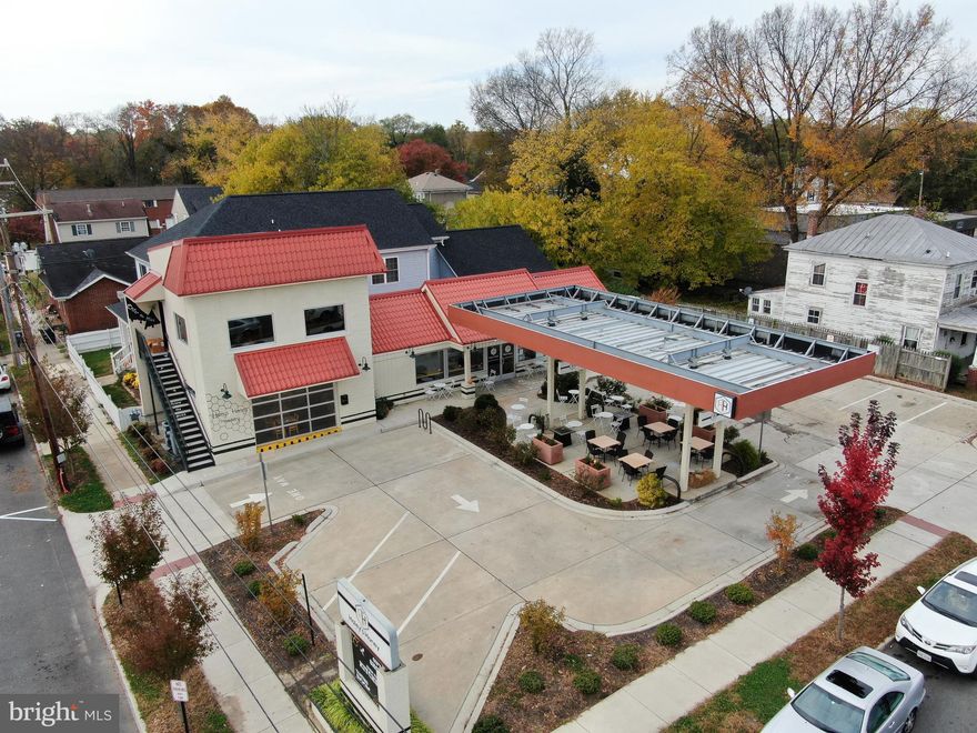 If there is any area that is up and coming in downtown Fredericksburg...the Creative Maker District is IT! This property is nicely settled around a wildly popular Art Studio, a Brewery, Sprelly (an extremely cool gourmet peanut butter and jelly shop), Cafes, Neighborhood bars, Inns and of course the iconic Carl's Ice Cream. 
It is only 1 block to the Heritage Walking/biking trail that traverses all over town. There are numerous new redevelopment projects in the works for the area. The building underwent an entire top to bottom renovation in 2015 and is ready for new owners to create their own vision for the property. Most recently used as a Meadery and small restaurant...all equipment currently in the building can convey. There are many non restaurant uses this building would work well for also. The new Creative Maker Zoning District was created to allow more diverse possibilities.