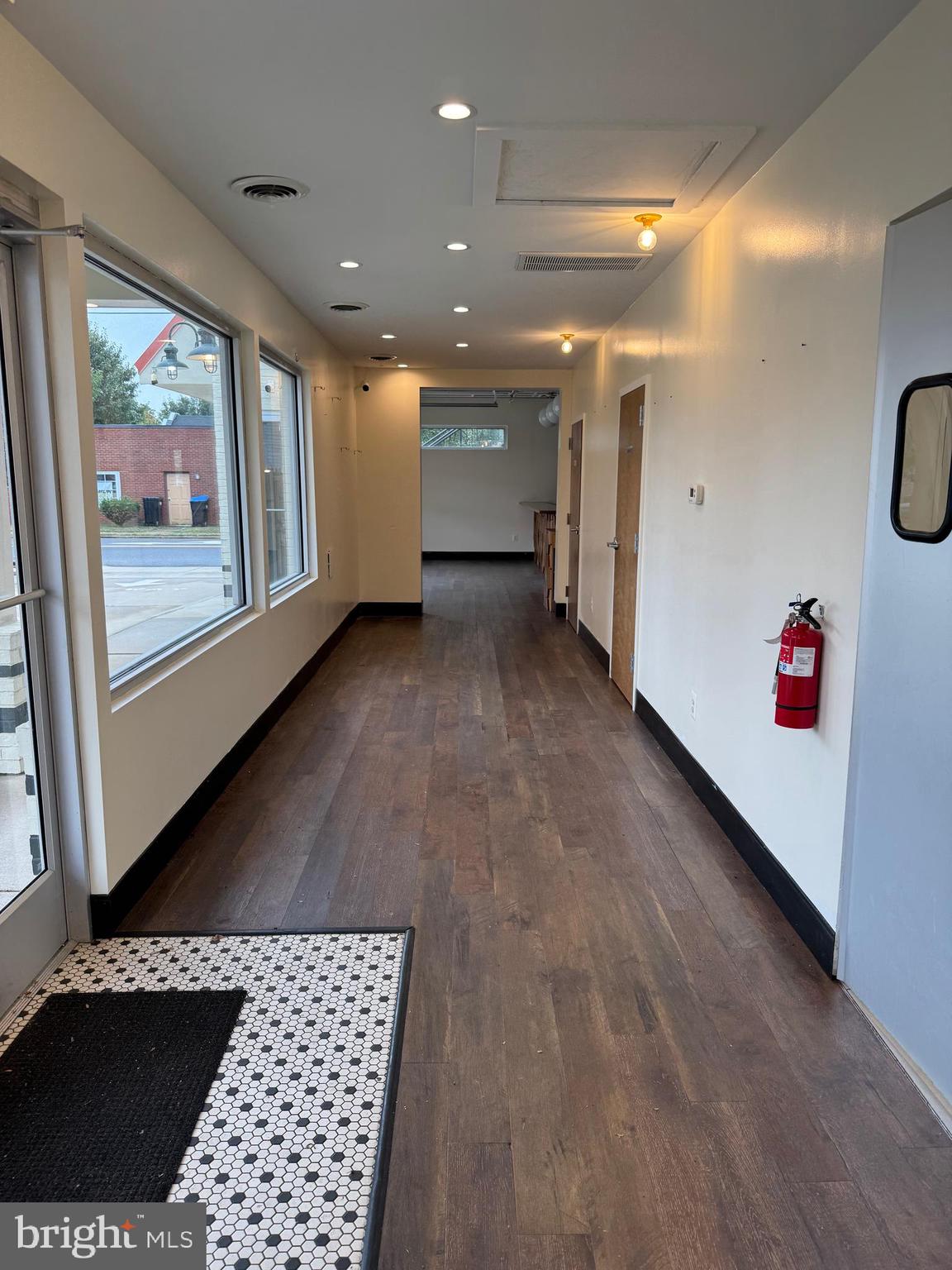 OLD TOWN FREDERICKSBURG - Commercial Sale