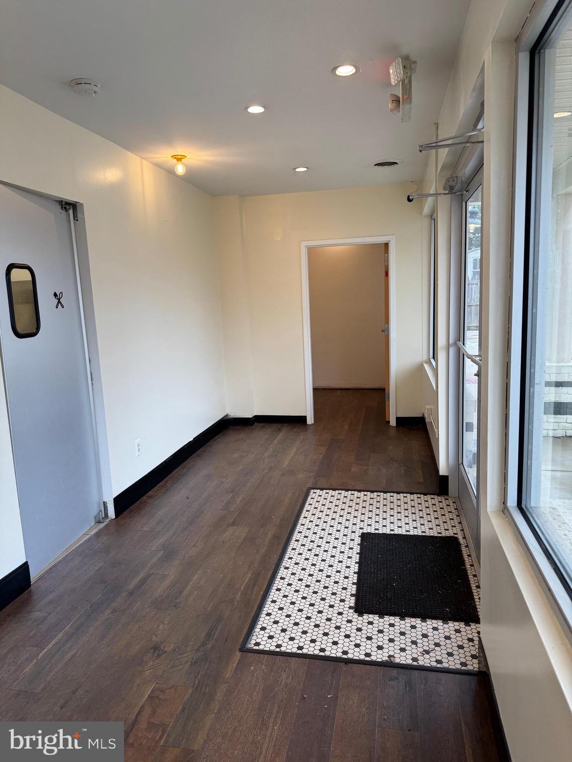 OLD TOWN FREDERICKSBURG - Commercial Sale