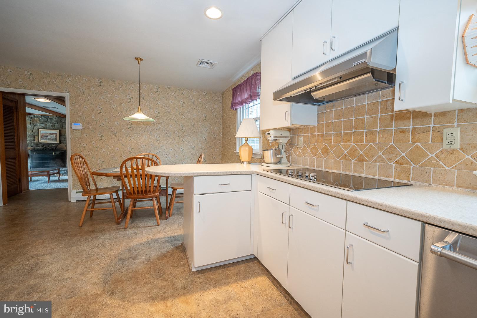 BUTTONWOOD FARMS - Residential