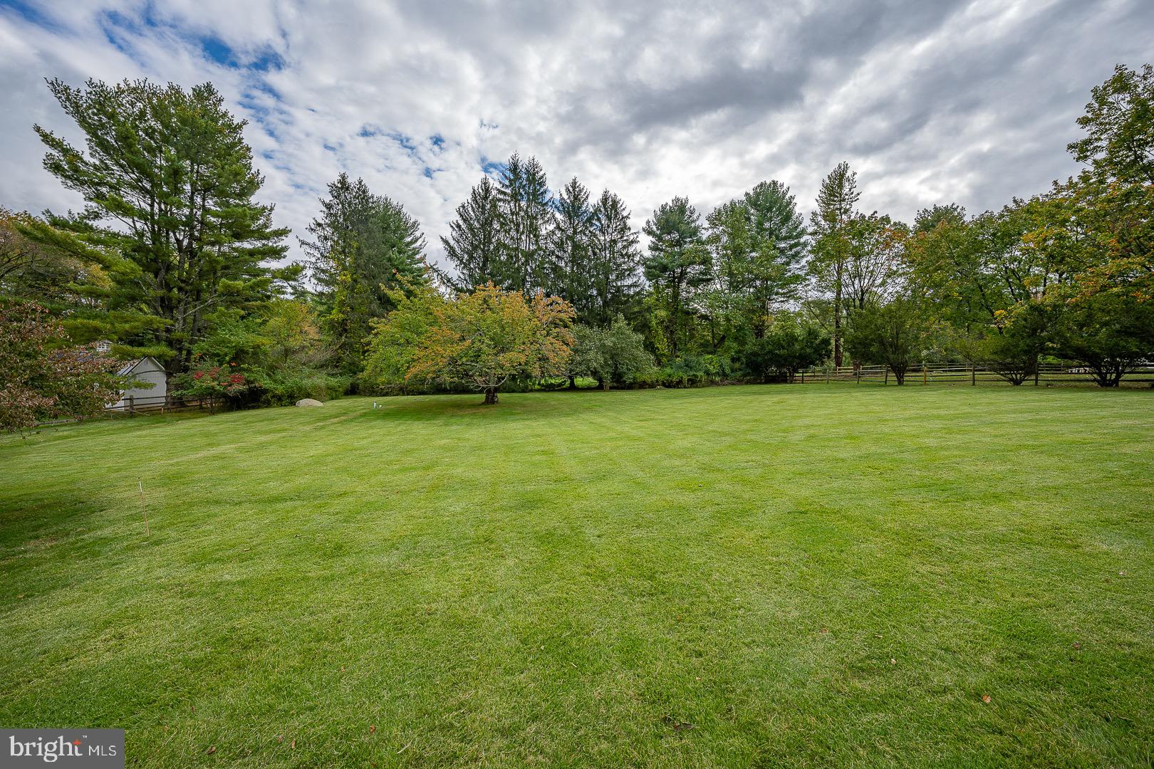 BUTTONWOOD FARMS - Residential