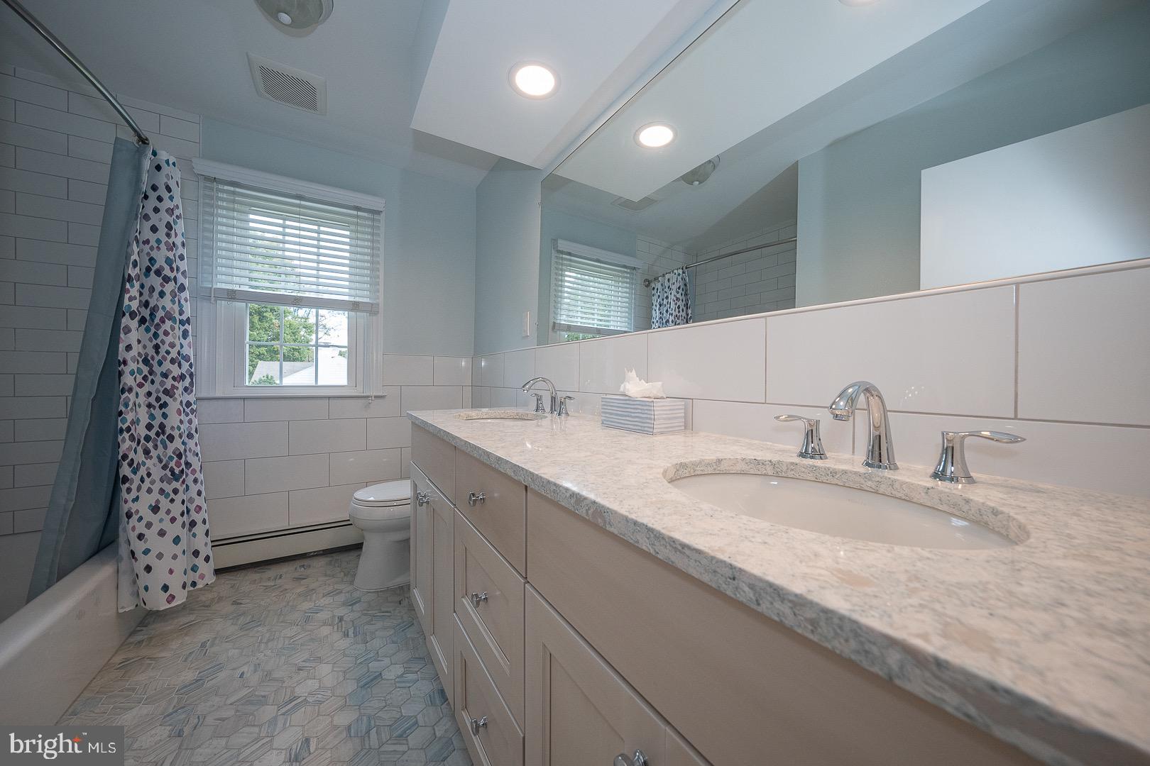 BUTTONWOOD FARMS - Residential