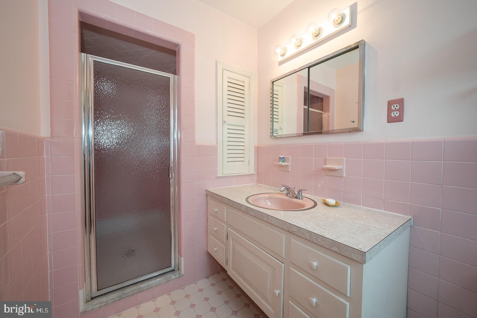 BUTTONWOOD FARMS - Residential