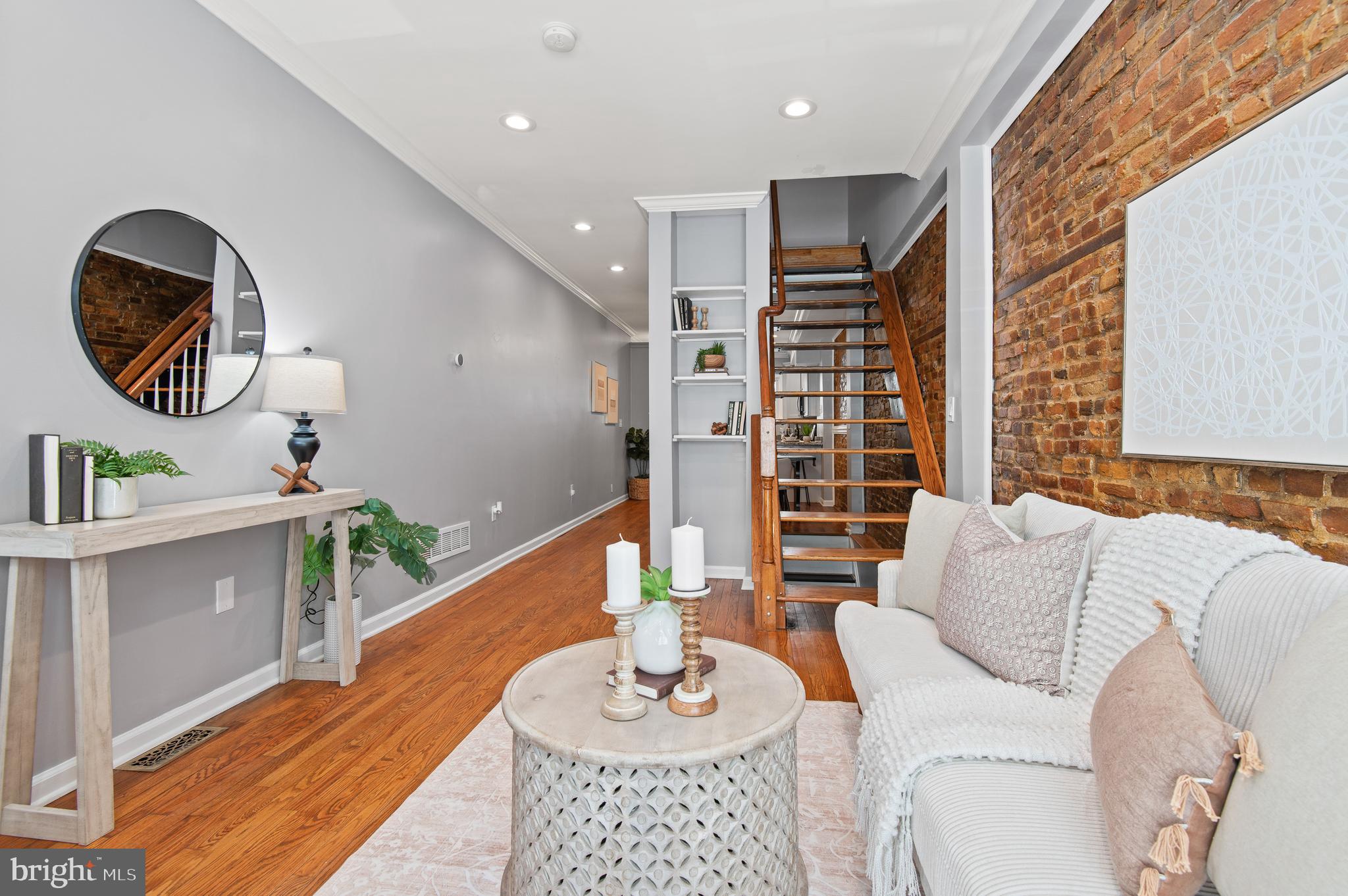 WASHINGTON VILLAGE - Residential