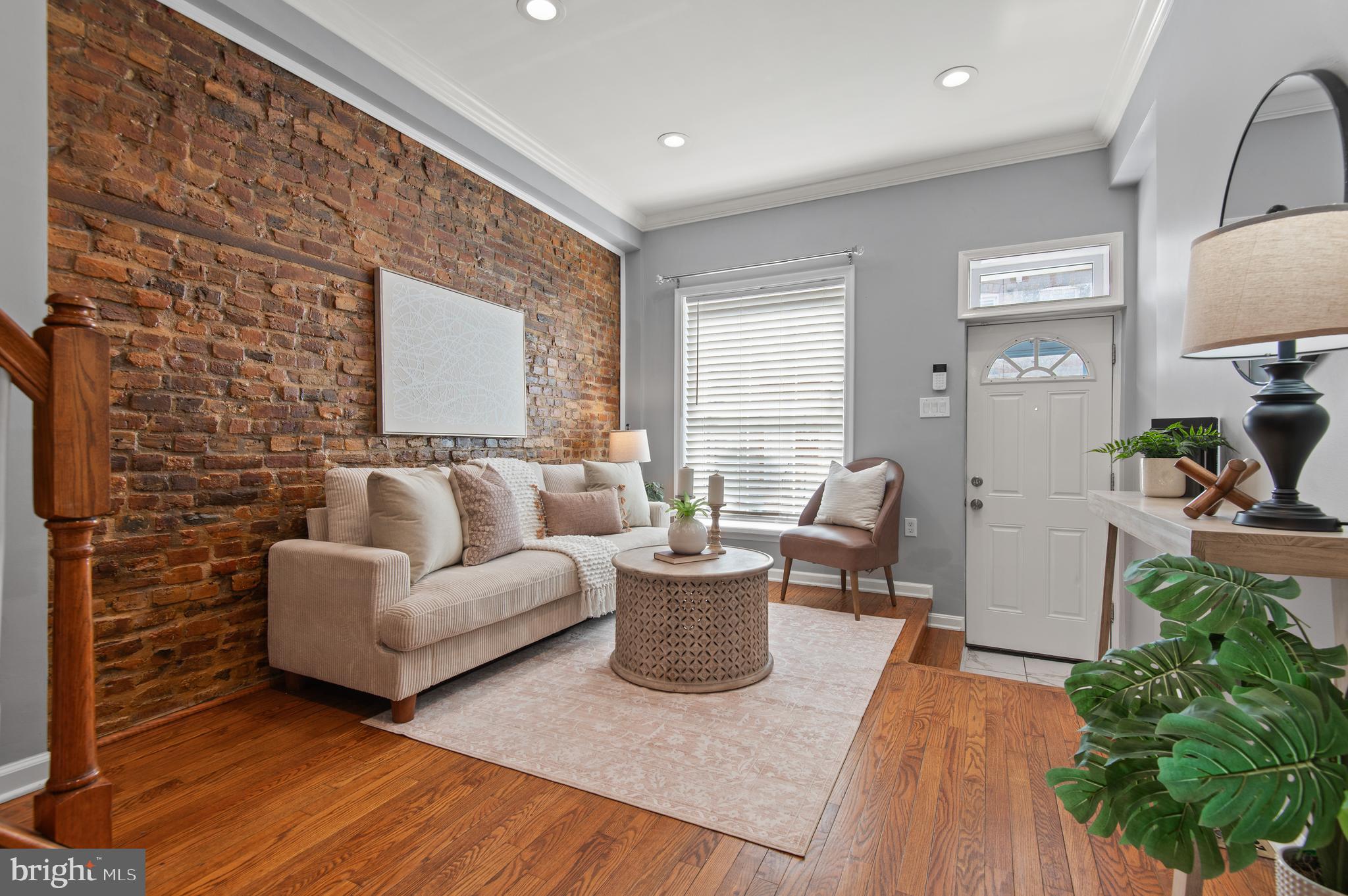 WASHINGTON VILLAGE - Residential