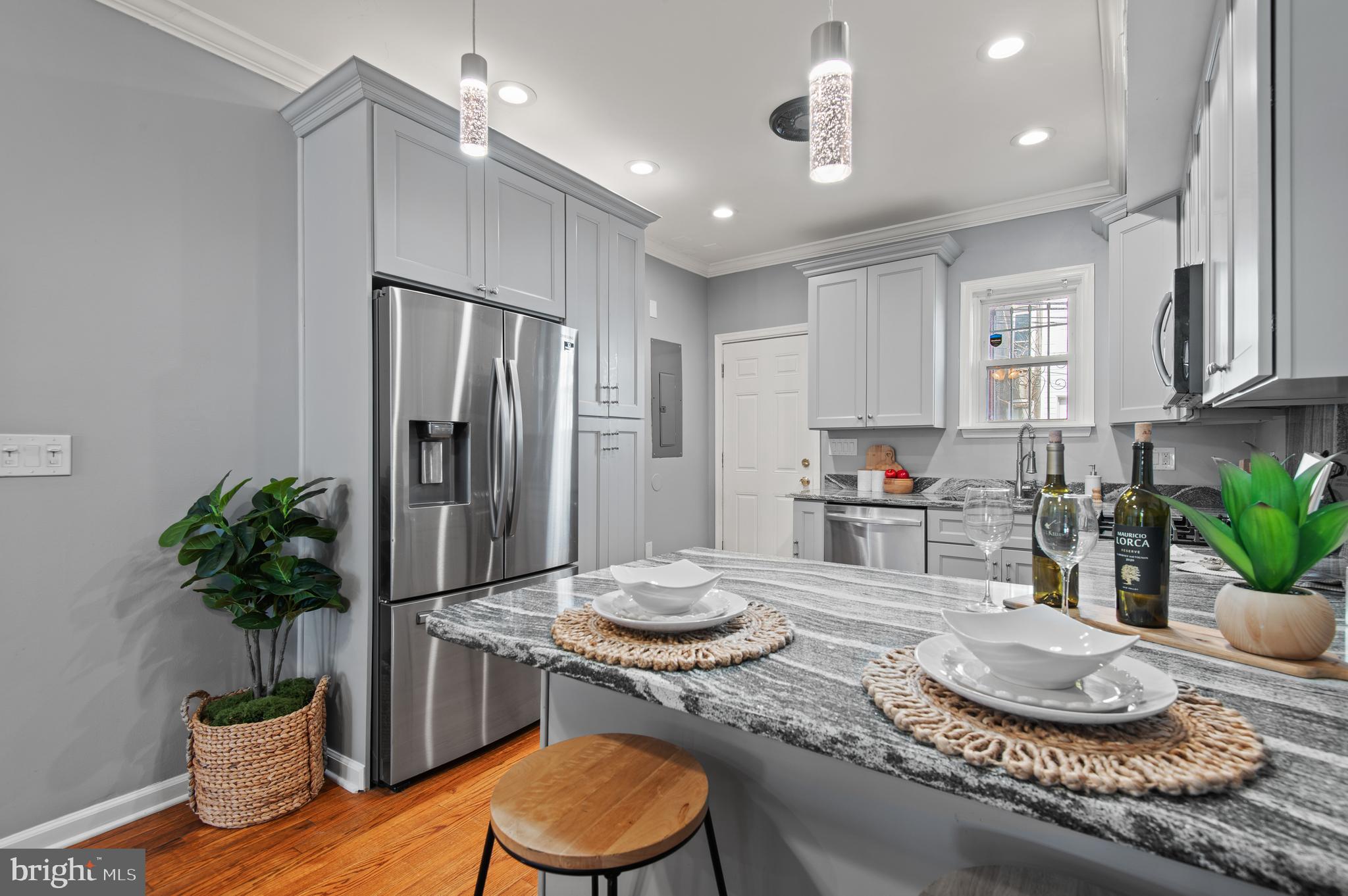 WASHINGTON VILLAGE - Residential