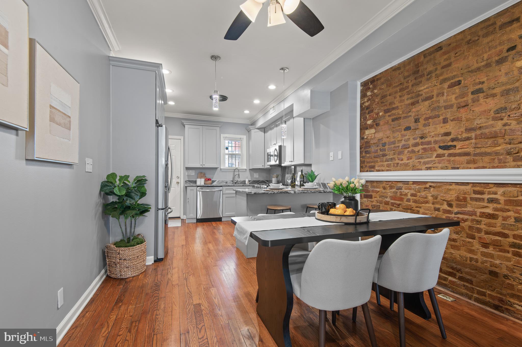 WASHINGTON VILLAGE - Residential