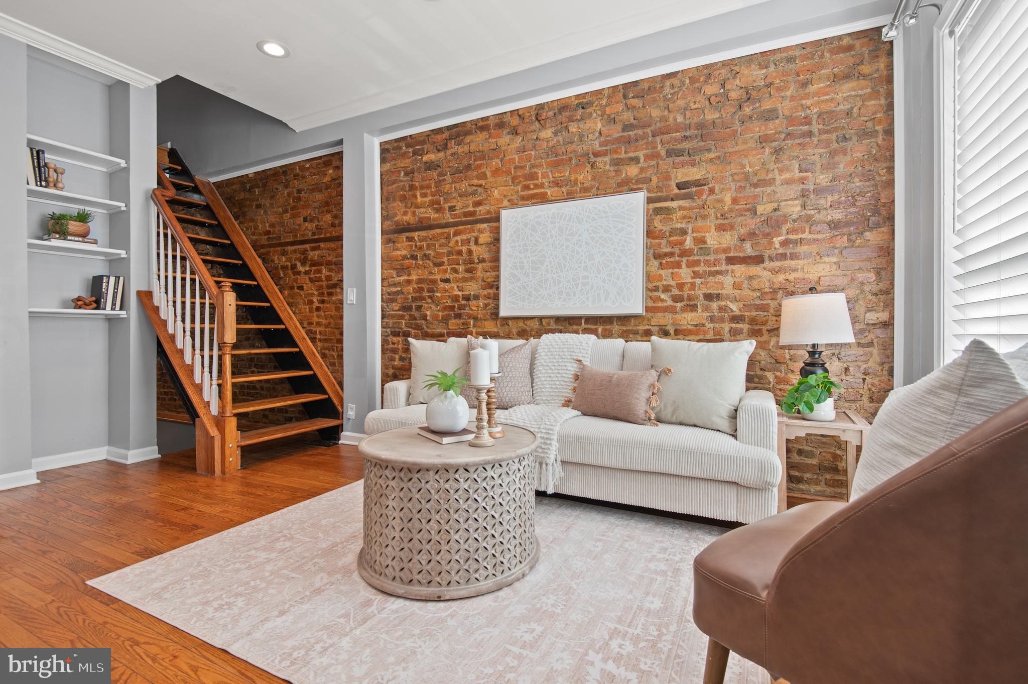 WASHINGTON VILLAGE - Residential