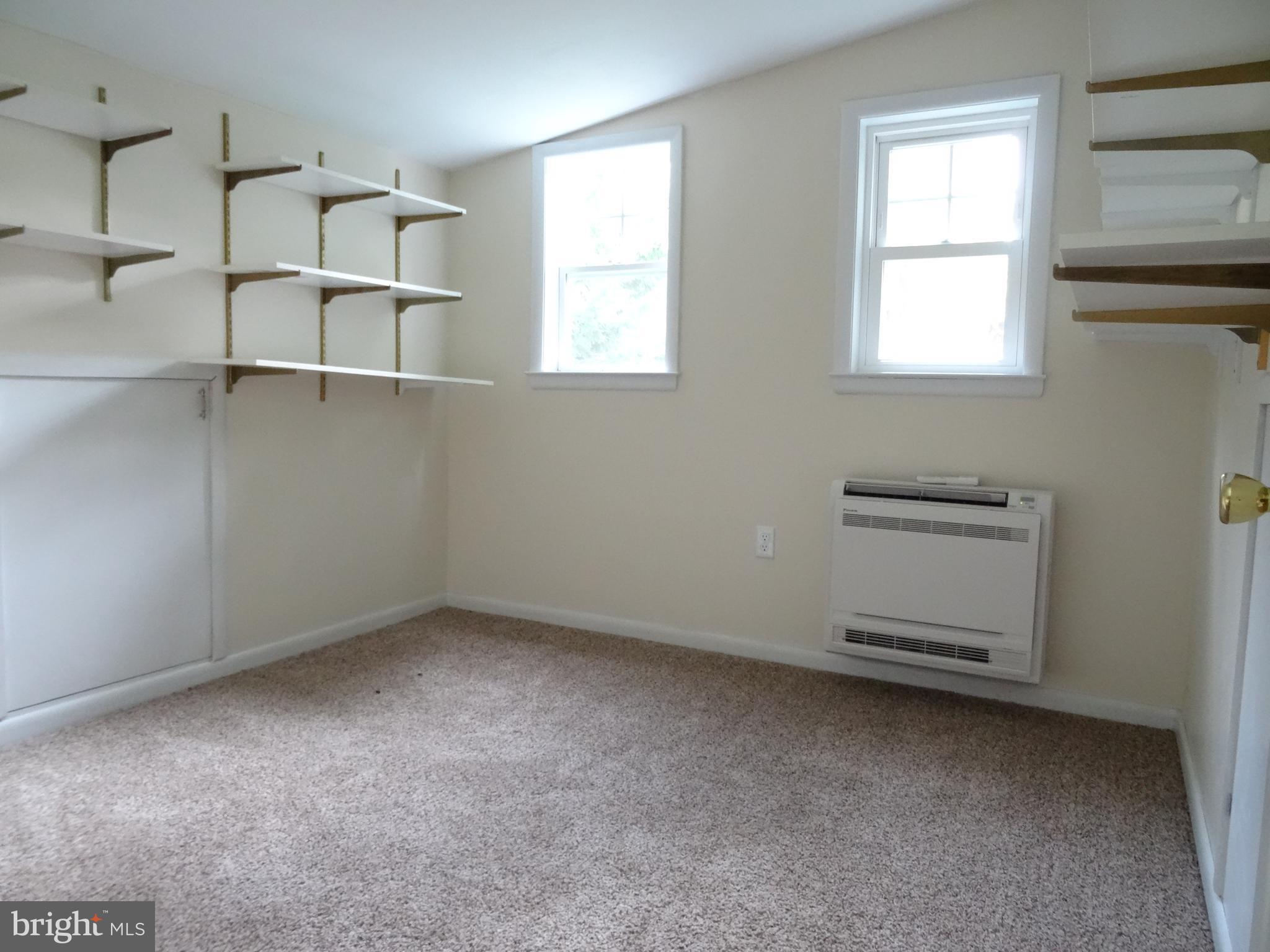 CALVERT TOWNE TOWNHOUSES - Residential