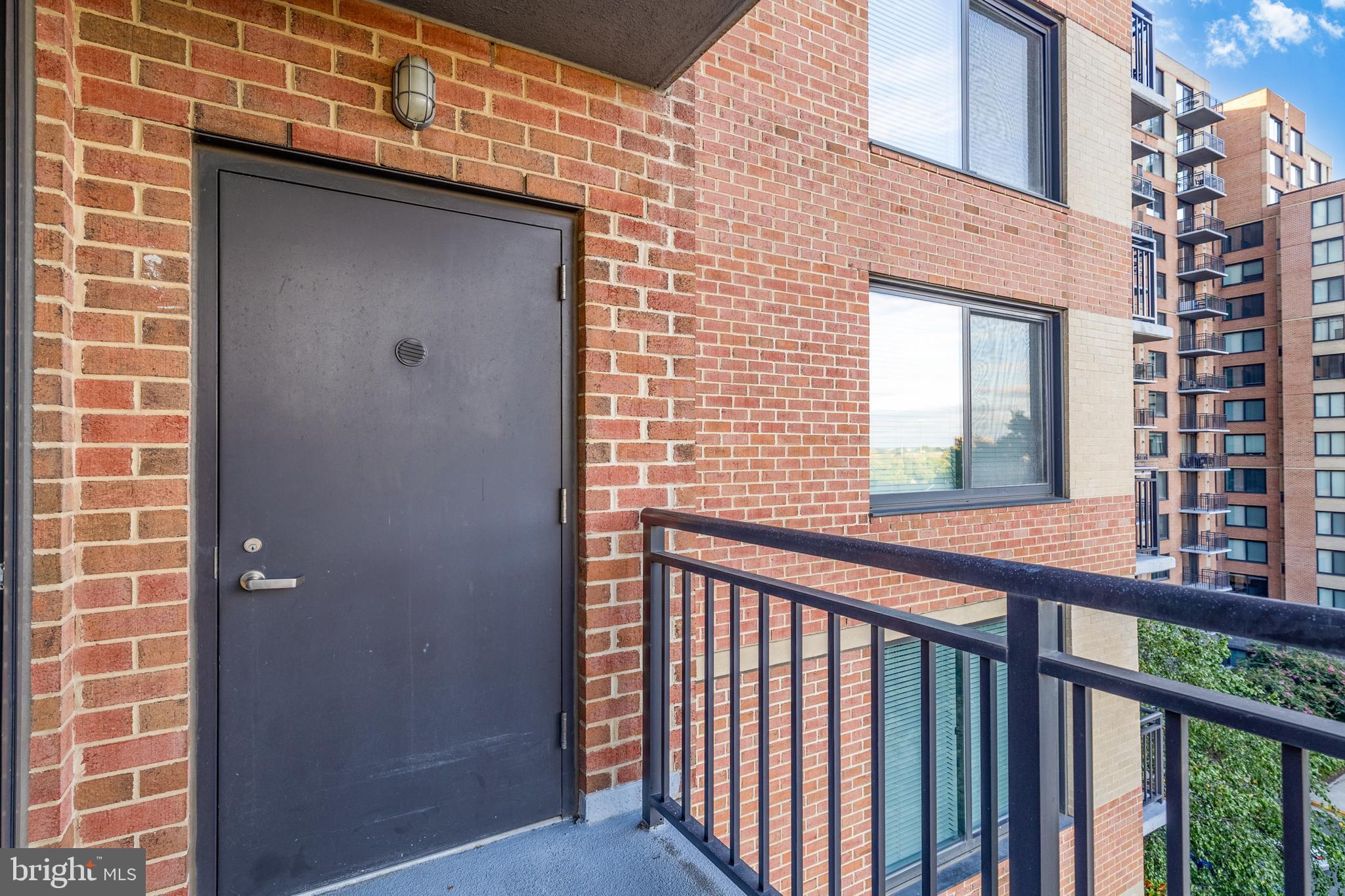 2451 MIDTOWN AVENUE 714