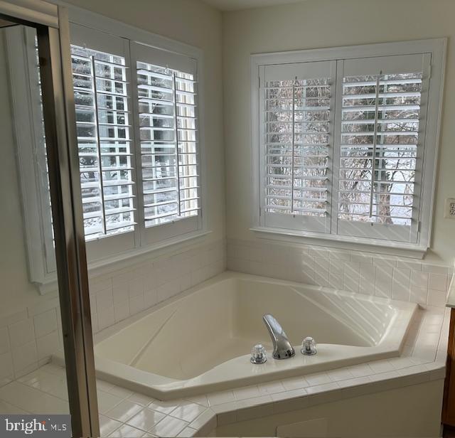 MERIDALE MEADOWS - Residential