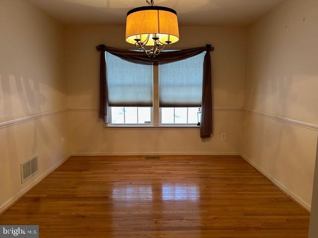 MERIDALE MEADOWS - Residential