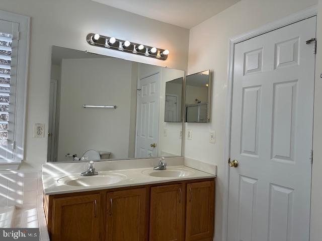 MERIDALE MEADOWS - Residential