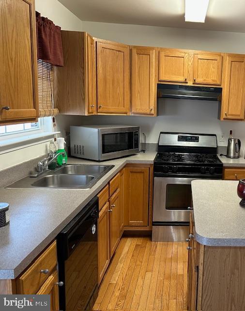 MERIDALE MEADOWS - Residential