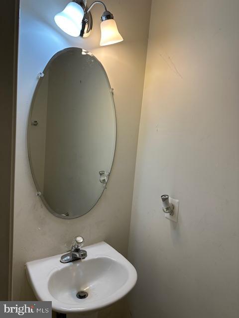 MERIDALE MEADOWS - Residential