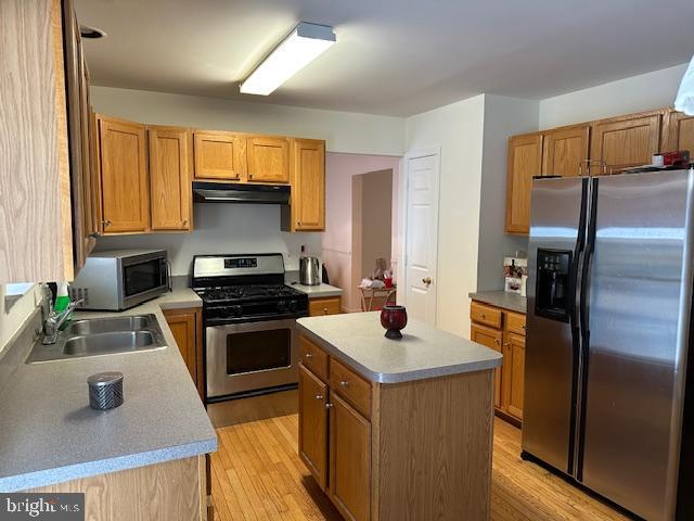 MERIDALE MEADOWS - Residential