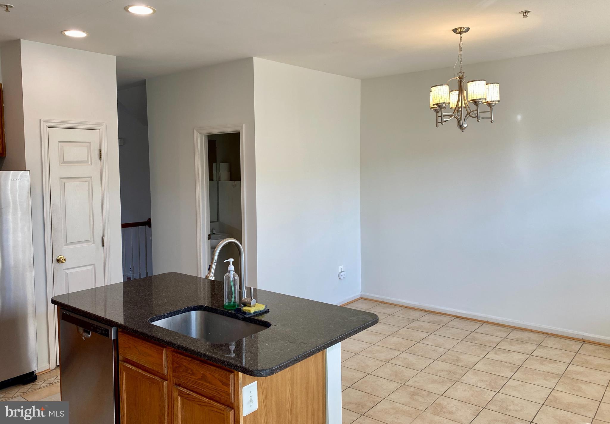 KING FARM - Residential Lease