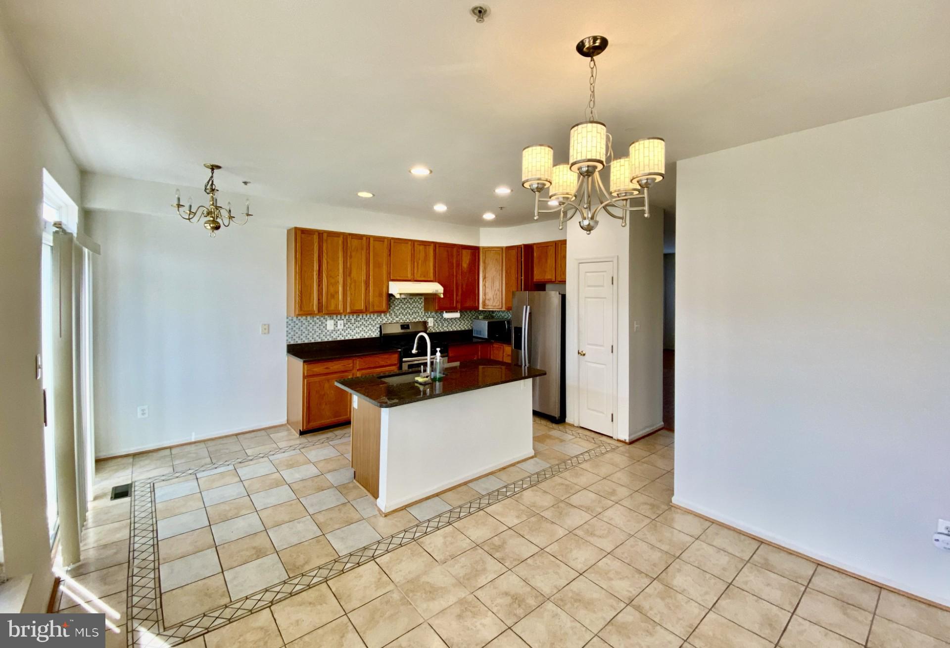 KING FARM - Residential Lease