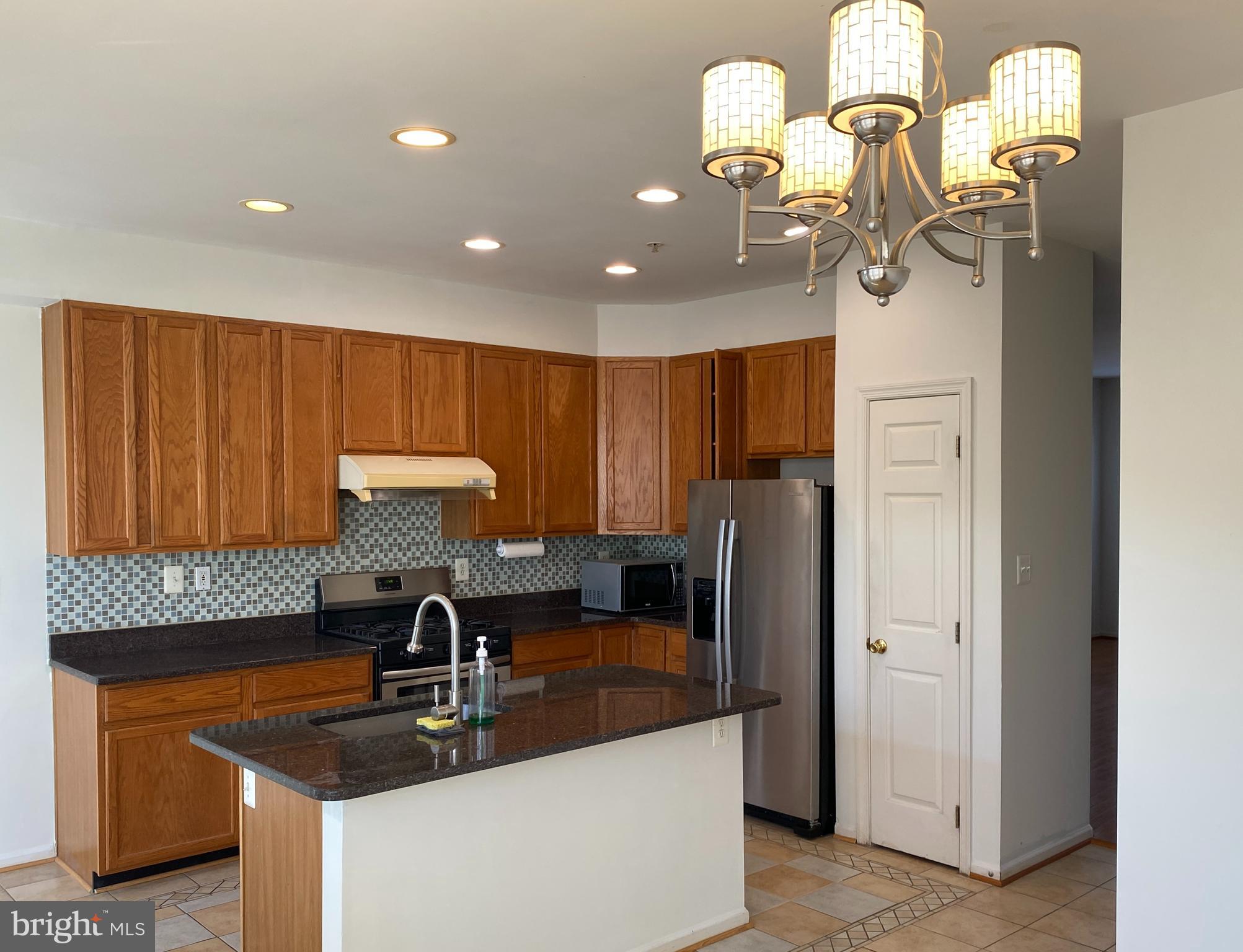 KING FARM - Residential Lease