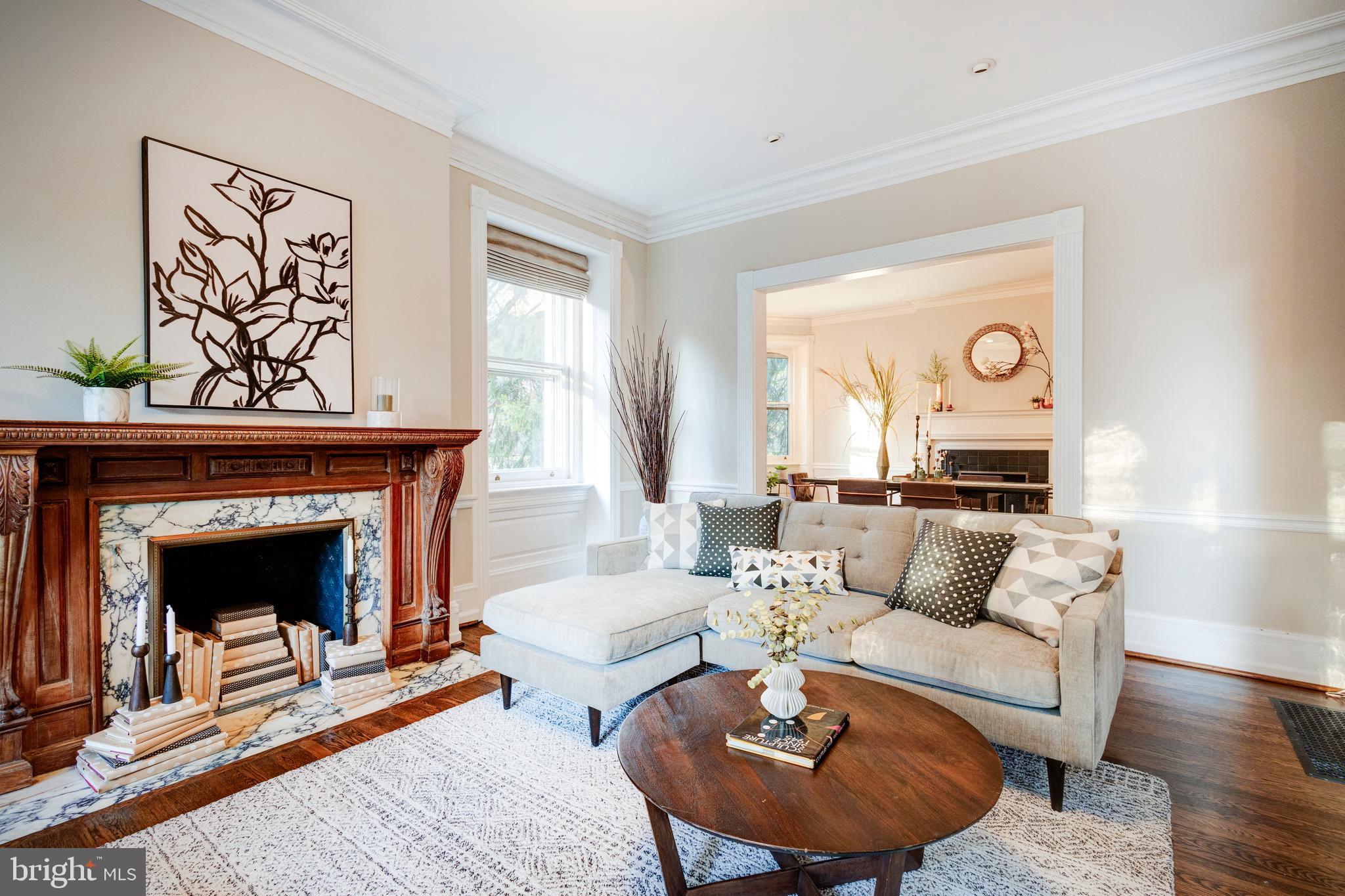 CHESTNUT HILL - Residential