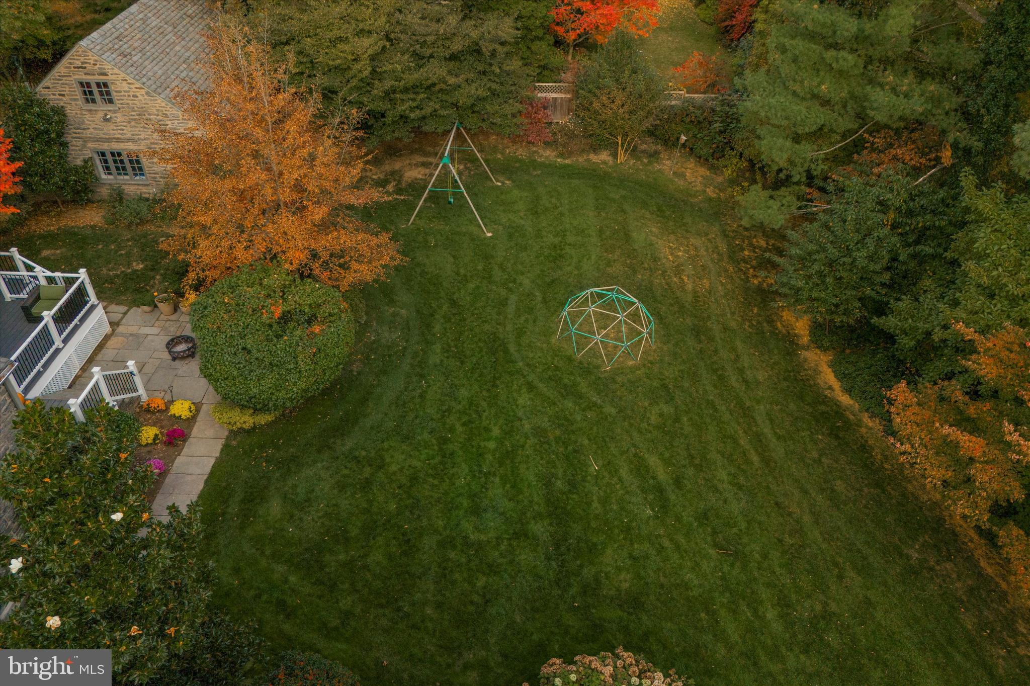 CHESTNUT HILL - Residential