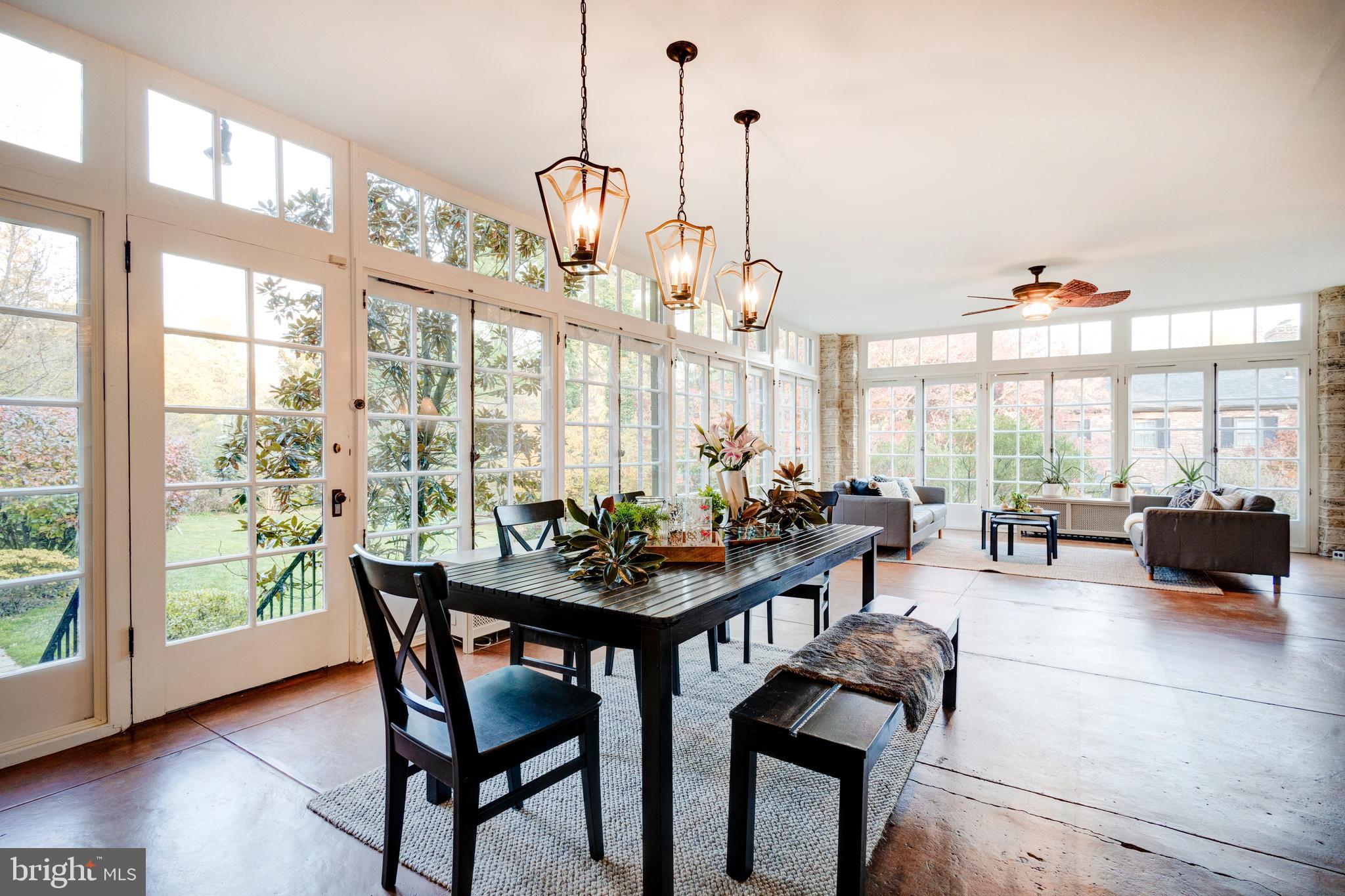 CHESTNUT HILL - Residential