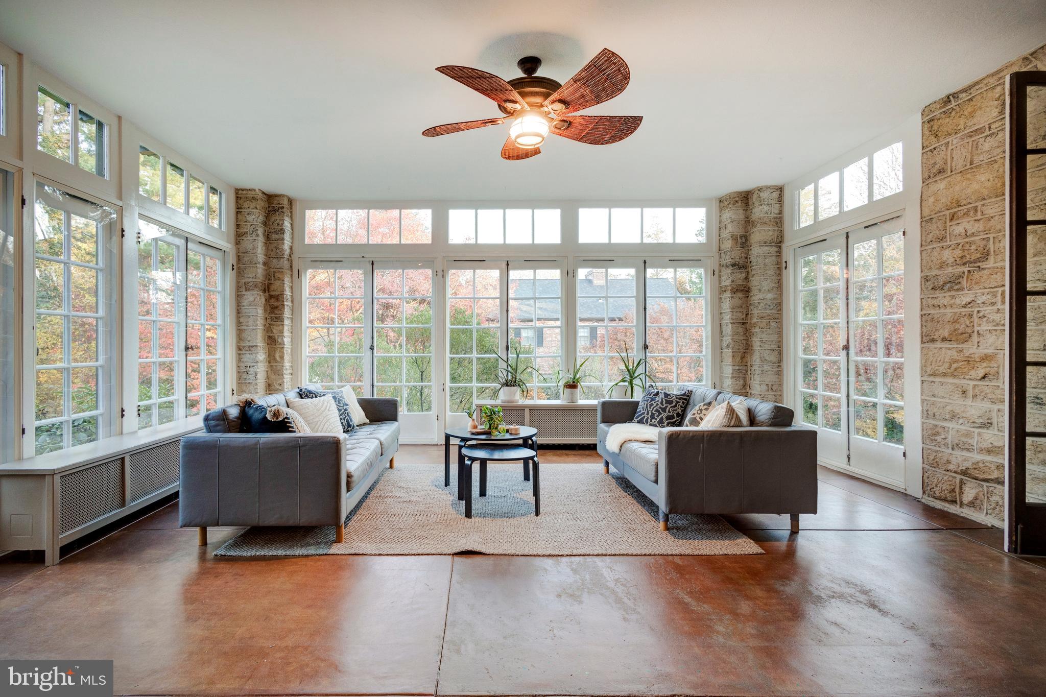 CHESTNUT HILL - Residential