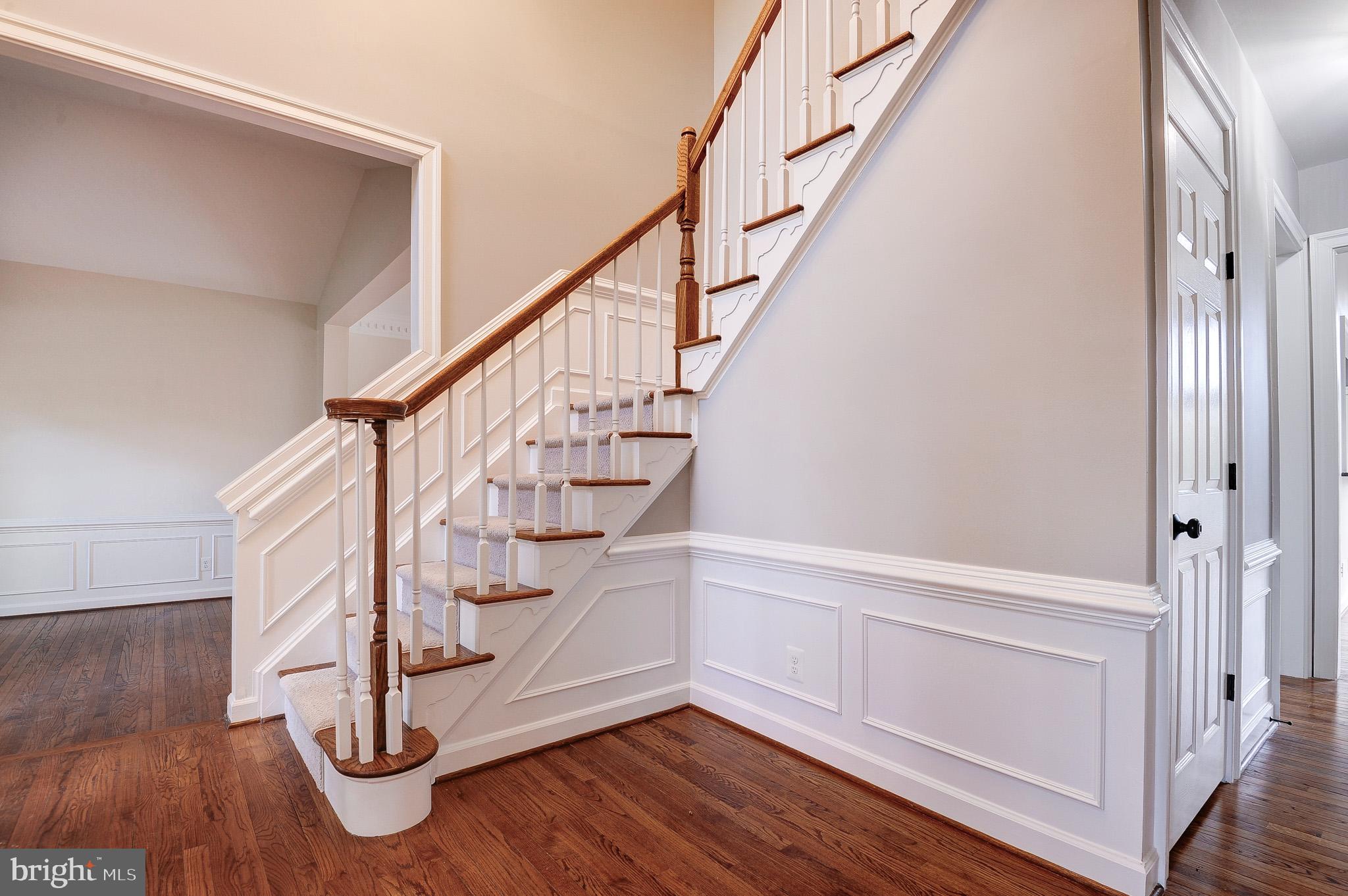 CHAMPION LAKE - Residential