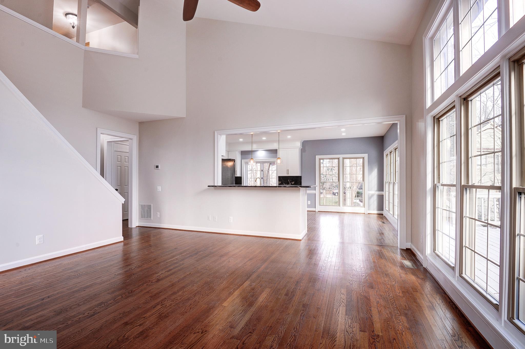 CHAMPION LAKE - Residential