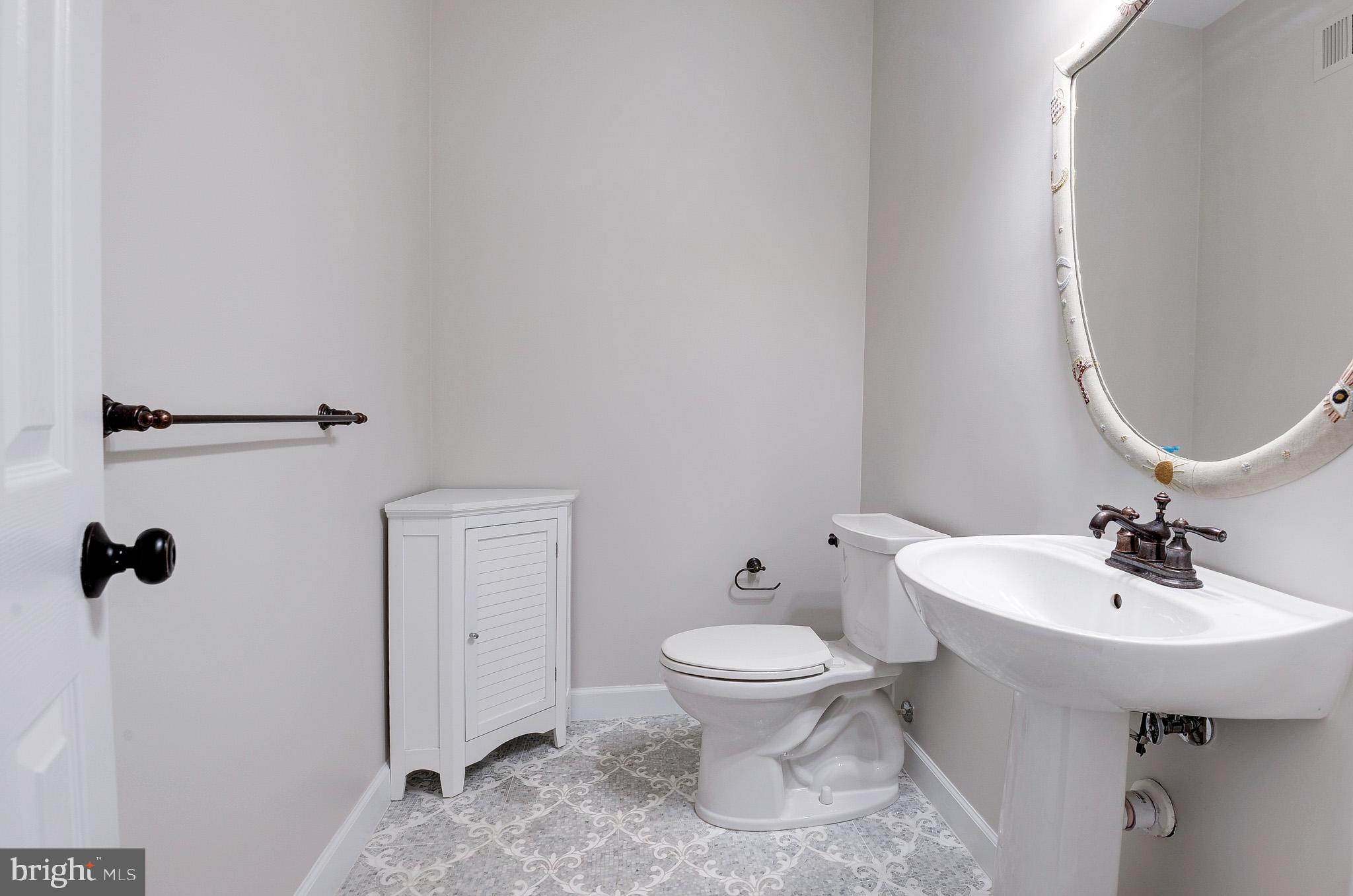 CHAMPION LAKE - Residential