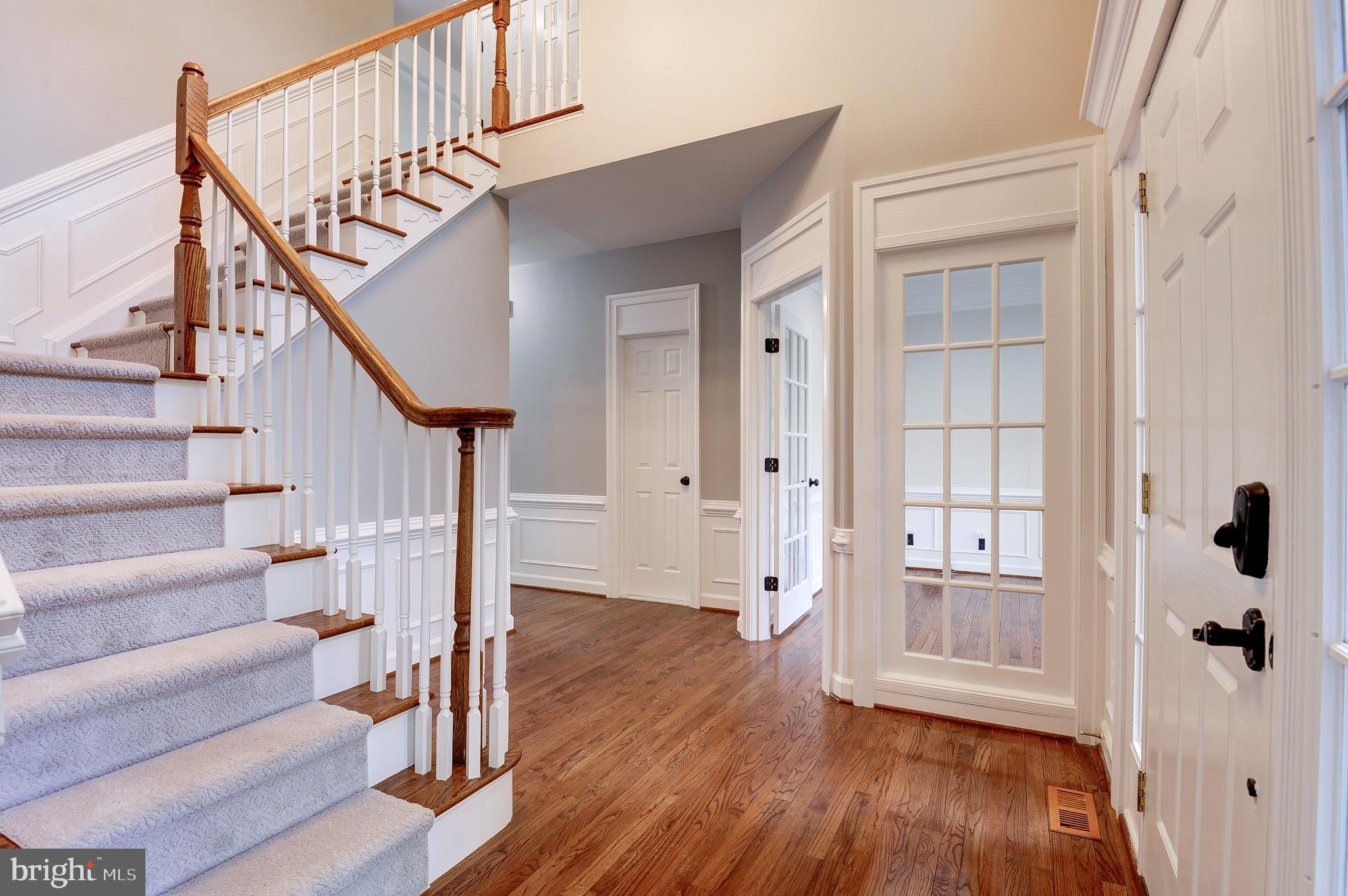 CHAMPION LAKE - Residential