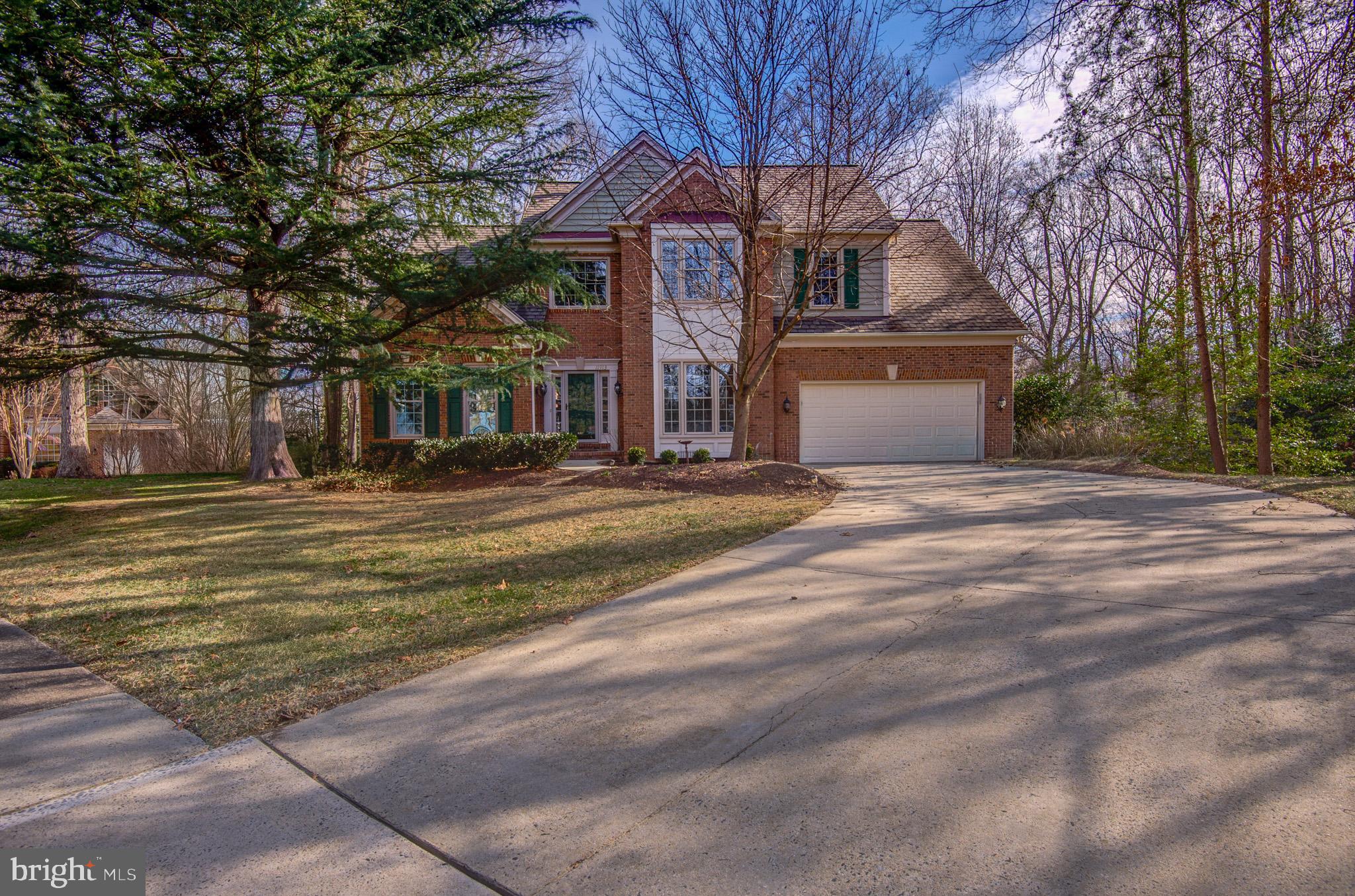 CHAMPION LAKE - Residential