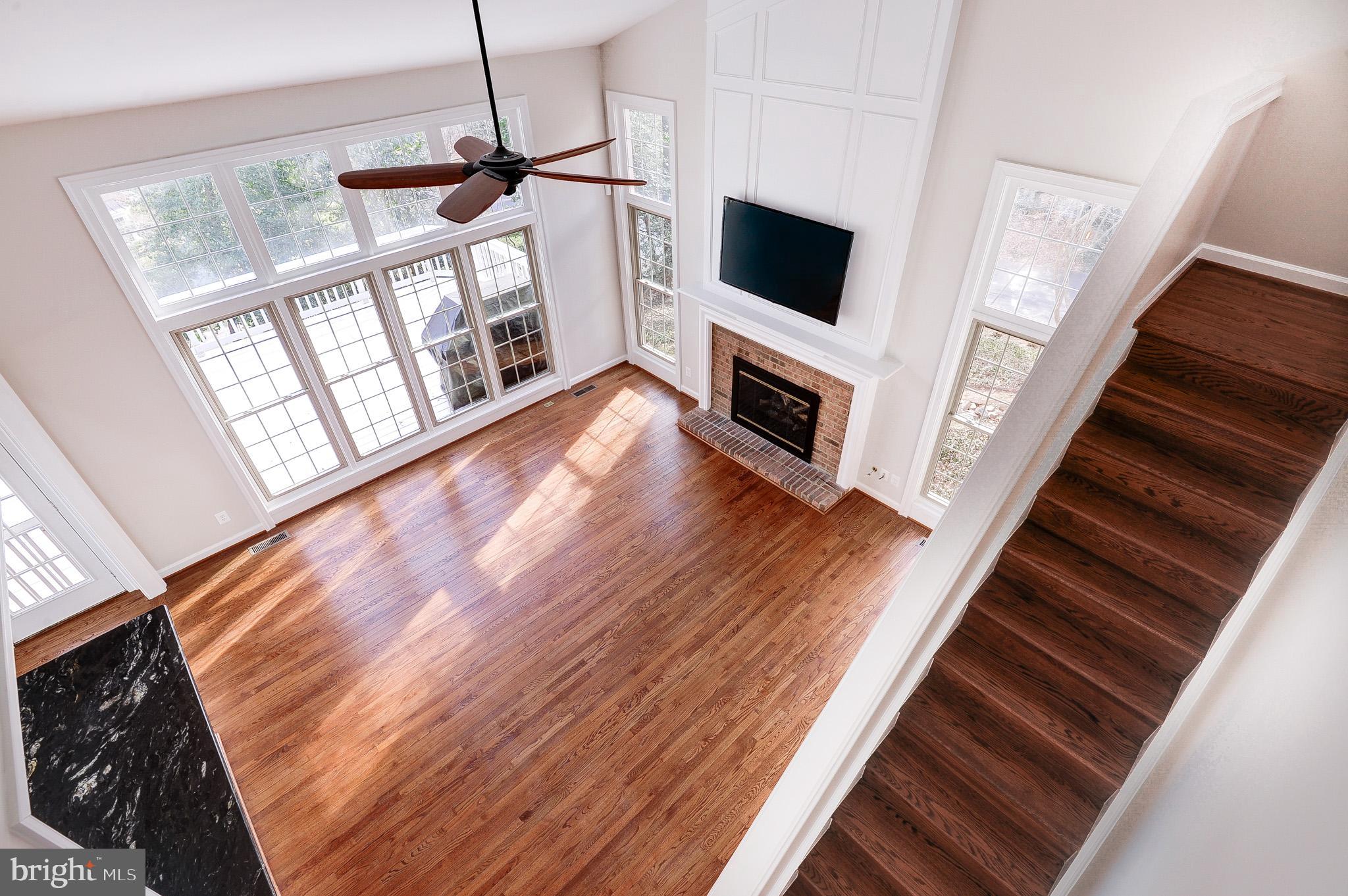 CHAMPION LAKE - Residential