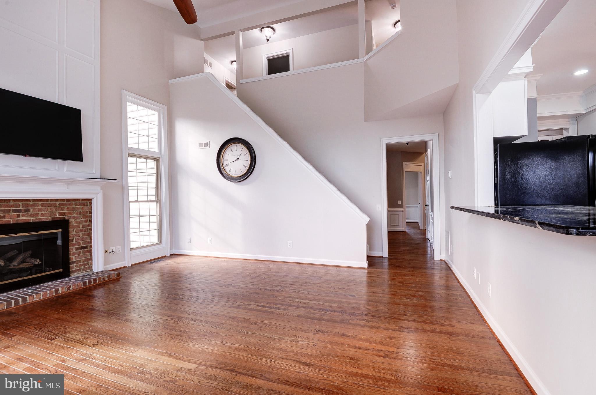 CHAMPION LAKE - Residential