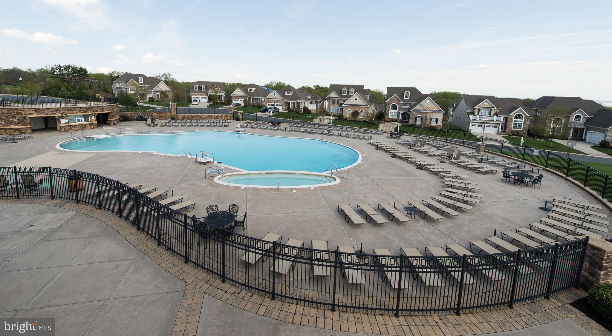 BULLE ROCK - Residential