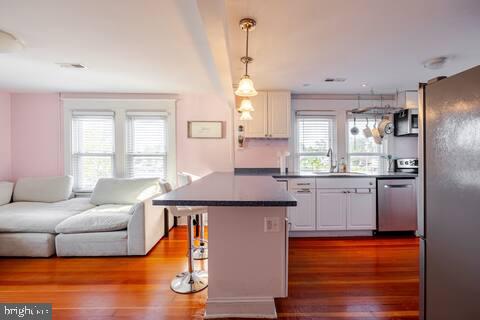 1019 BERRYVILLE