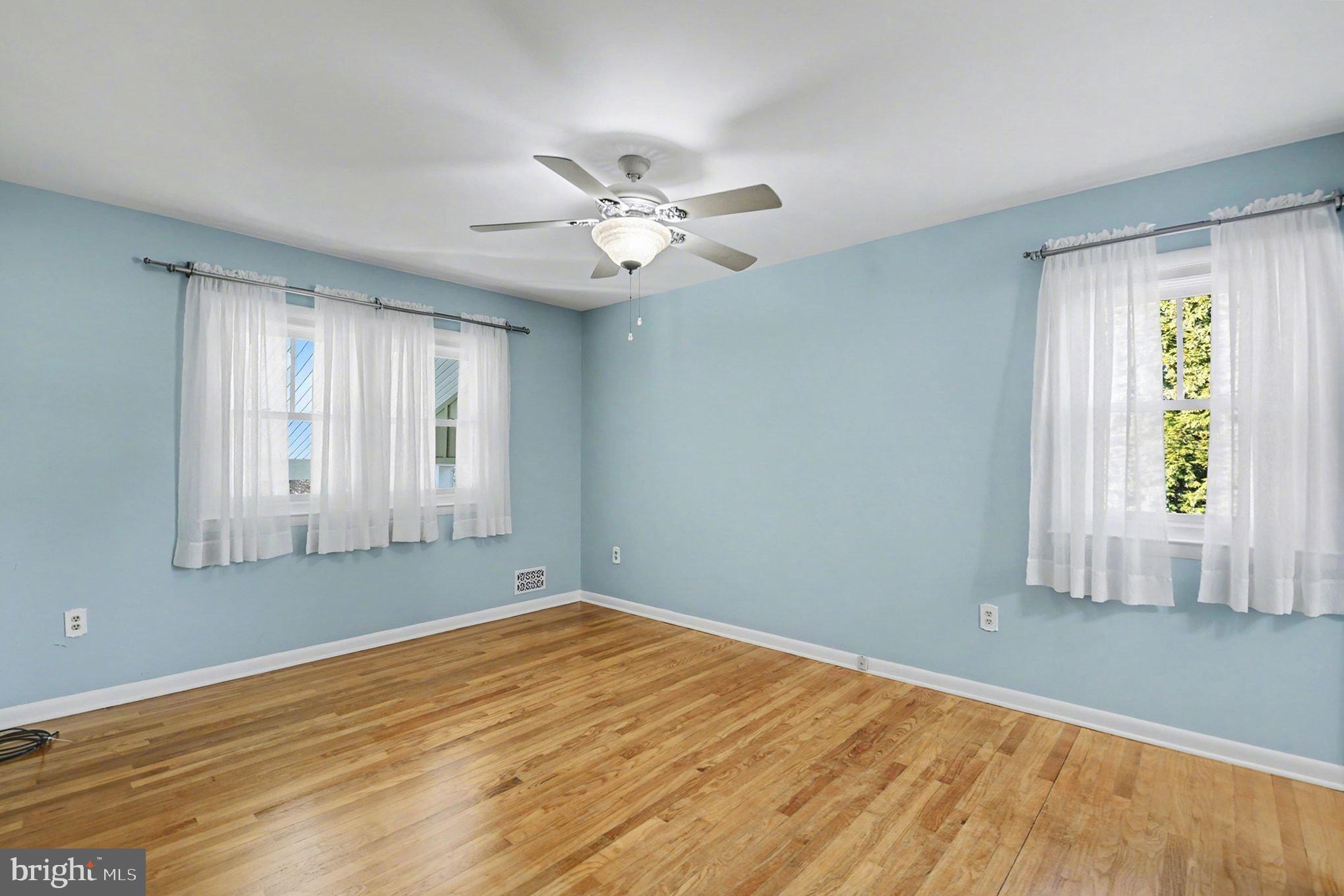 ADAMS HEIGHTS - Residential