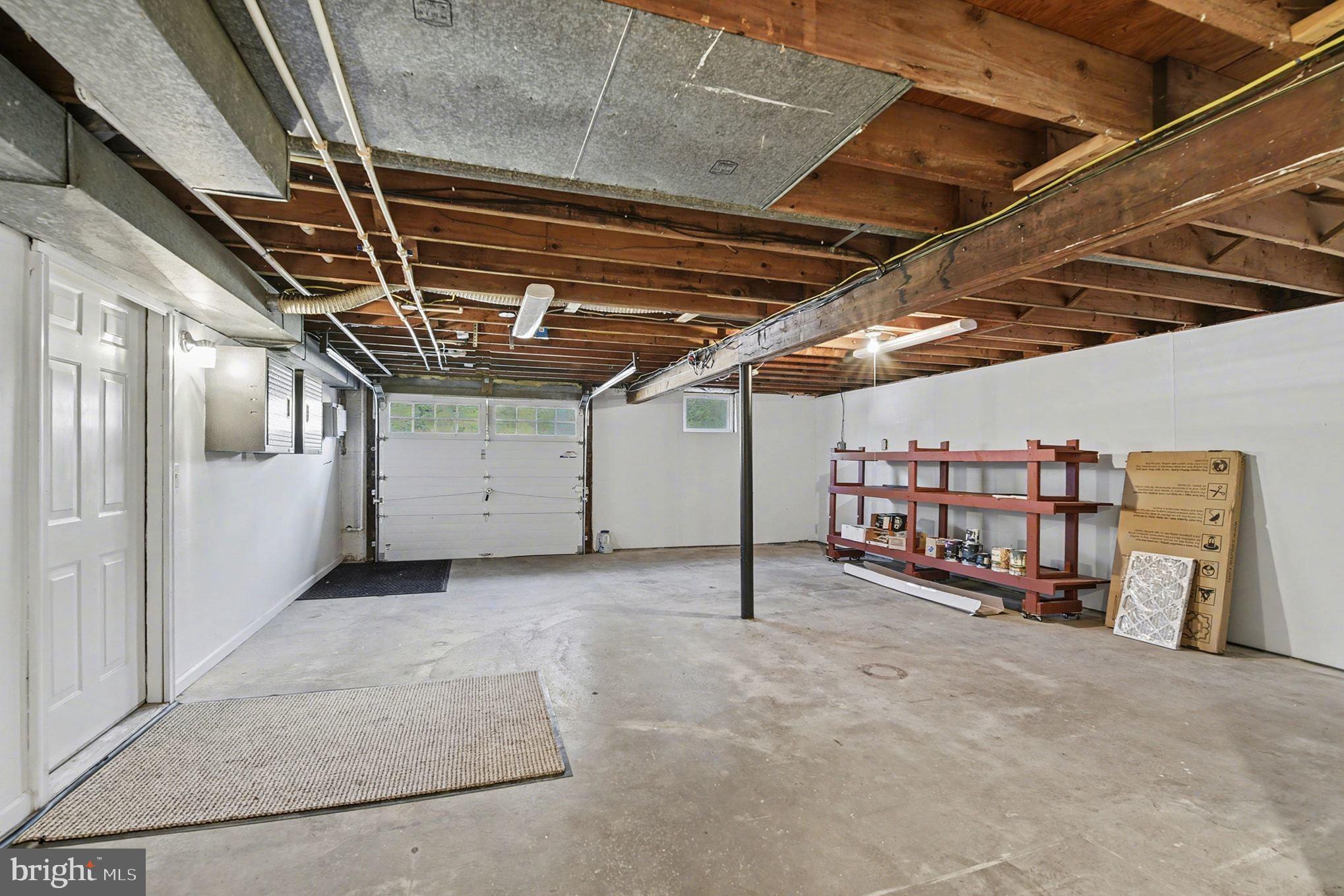 ADAMS HEIGHTS - Residential