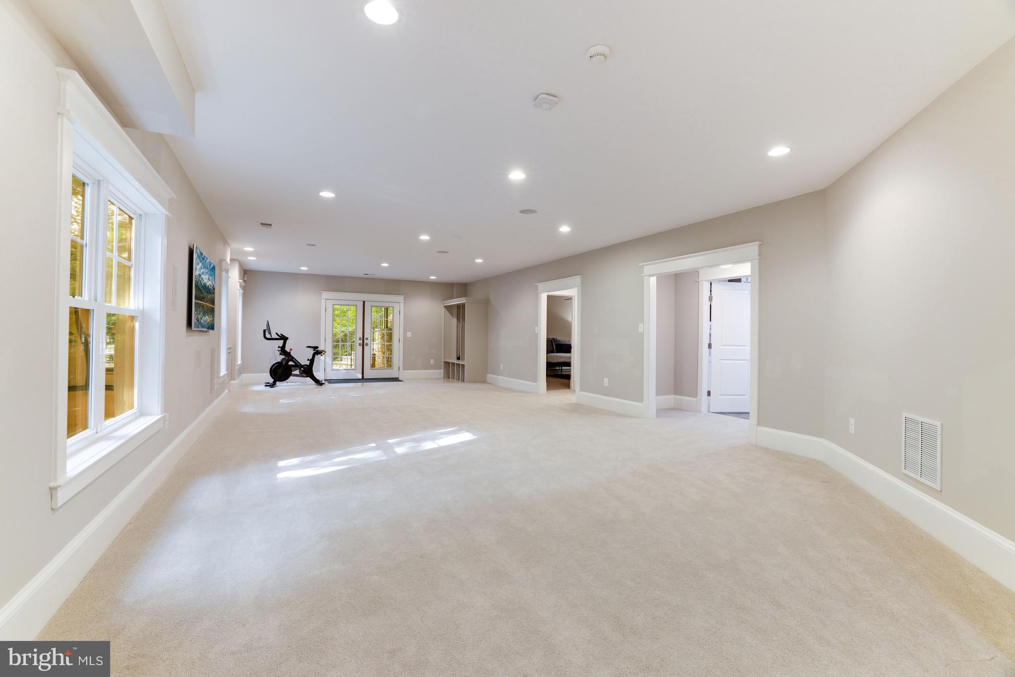 FRANKLIN PARK - Residential