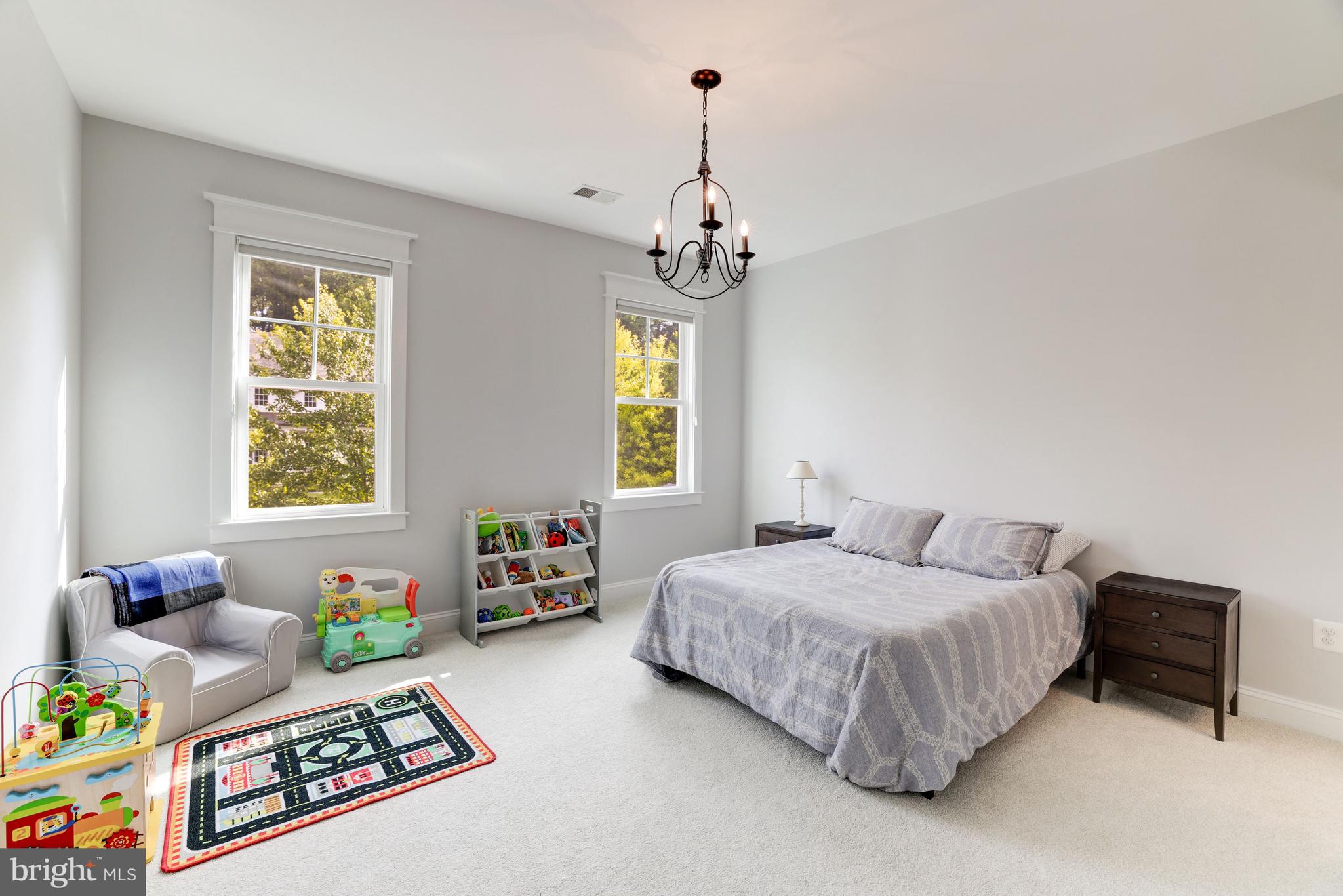 FRANKLIN PARK - Residential