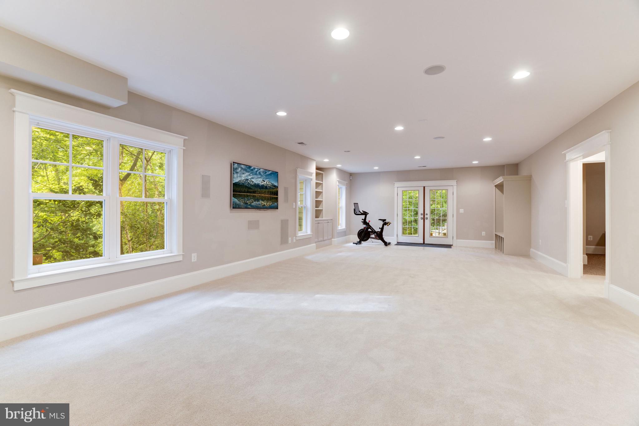 FRANKLIN PARK - Residential