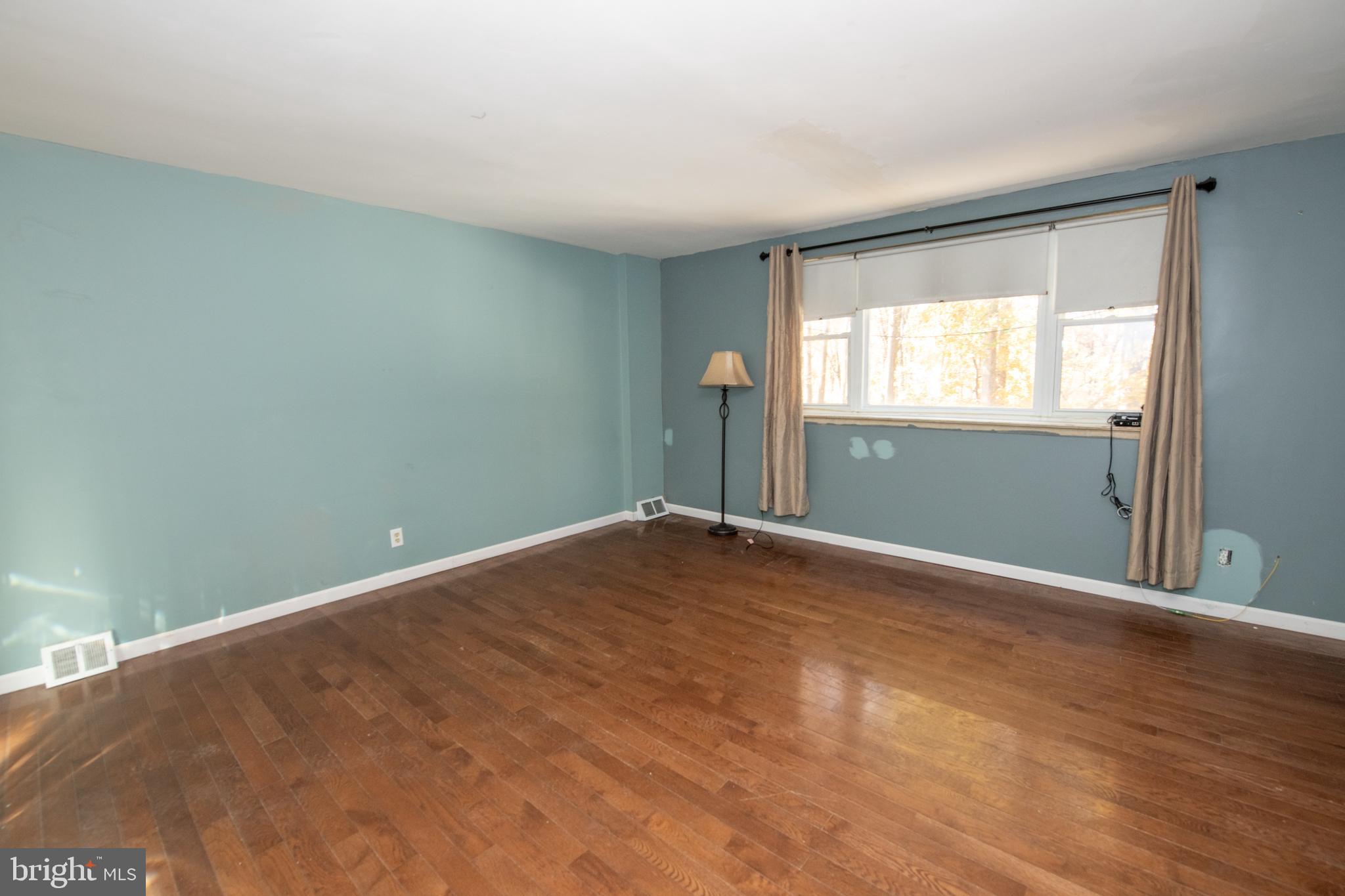 PINE VALLEY - Residential