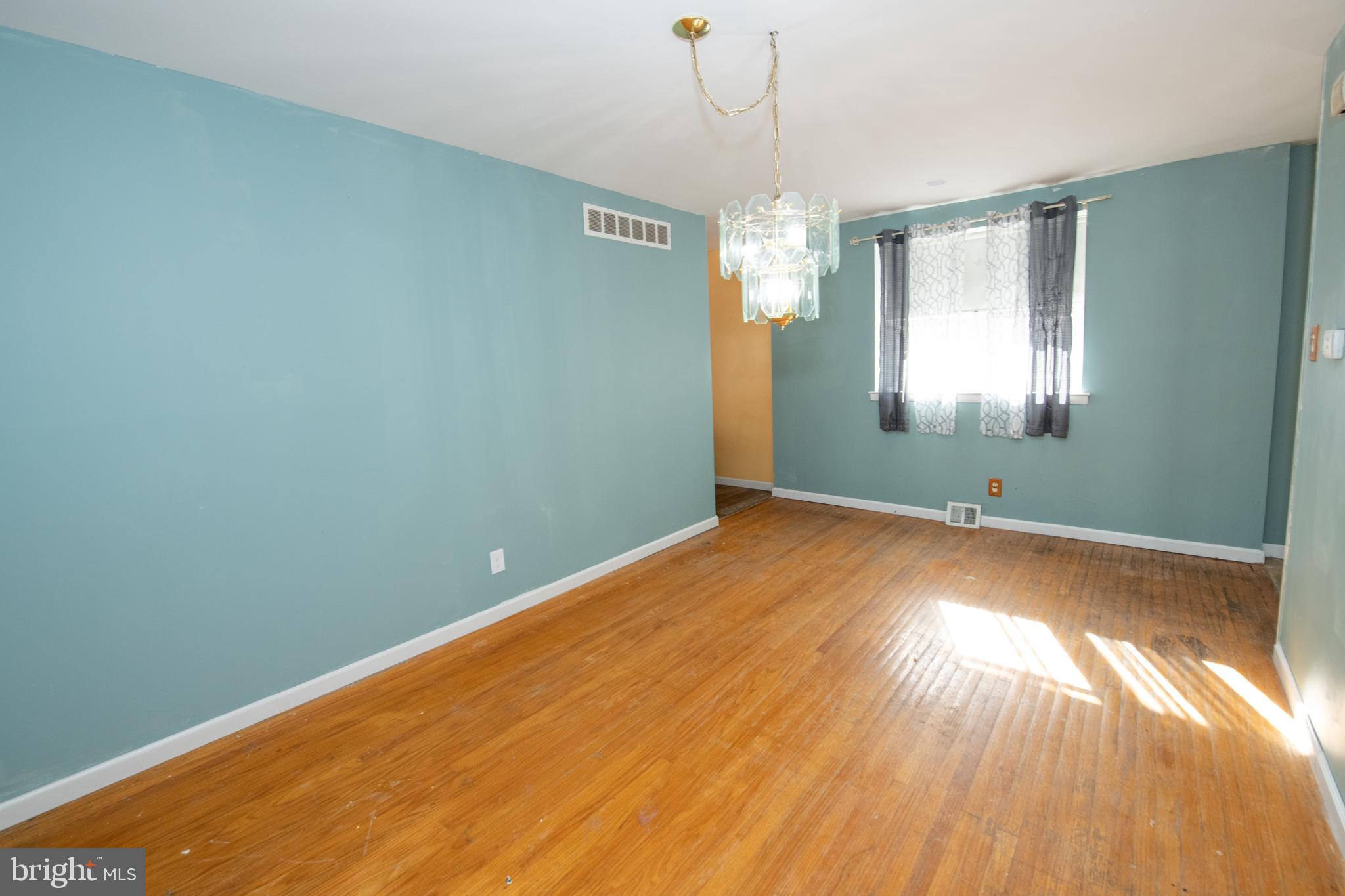 PINE VALLEY - Residential